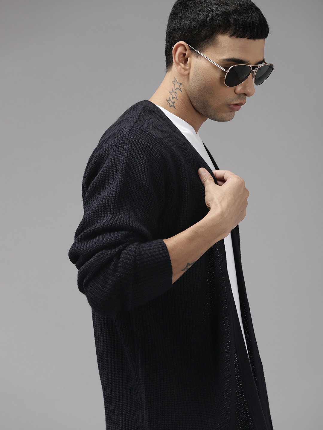 

The Roadster Lifestyle Co. Men Navy Blue Self-Design Acrylic Front-Open Sweater