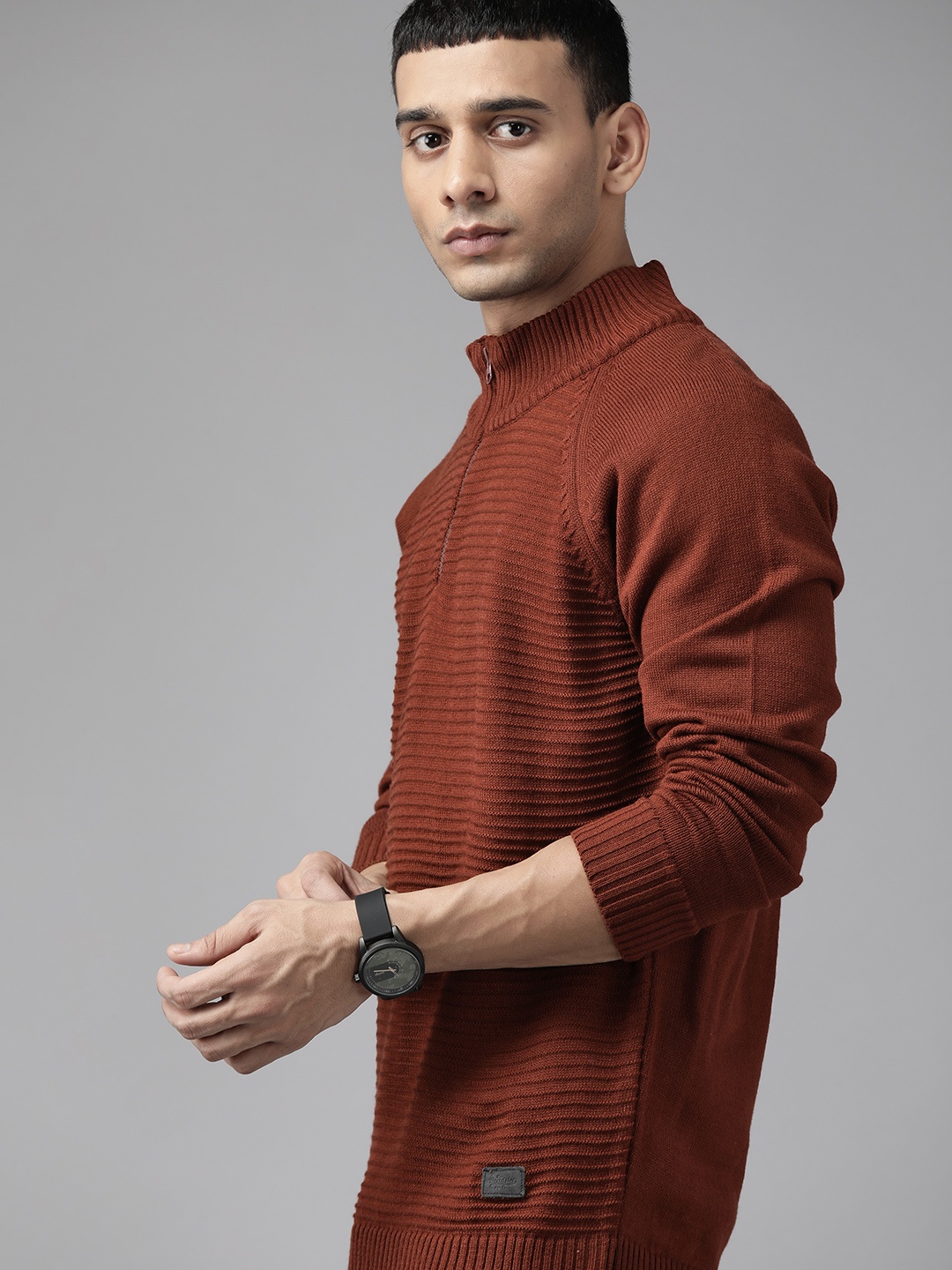

The Roadster Lifestyle Co. Men Brown Acrylic Mock Collar Knitted Pullover