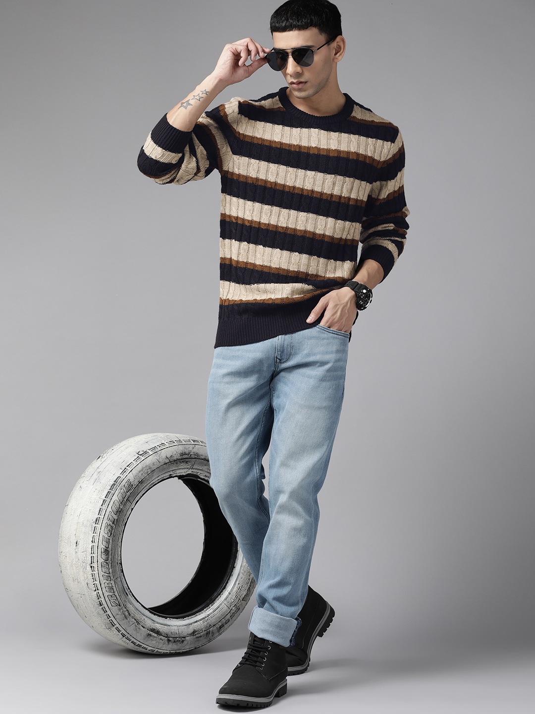 

The Roadster Lifestyle Co. Men Navy Blue & Beige Striped Pullover Sweater