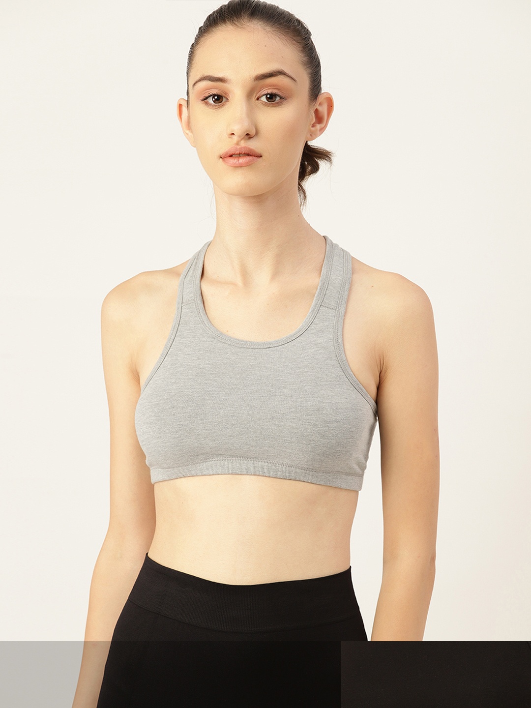 

DressBerry Pack of 2 Solid Non-Padded Sports Bras, Black