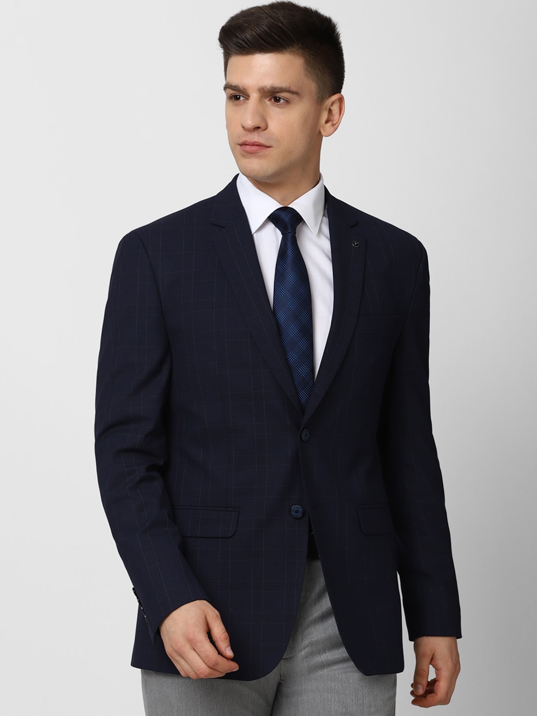 

Van Heusen Men Navy Blue Solid Single-Breasted Slim-Fit Blazer