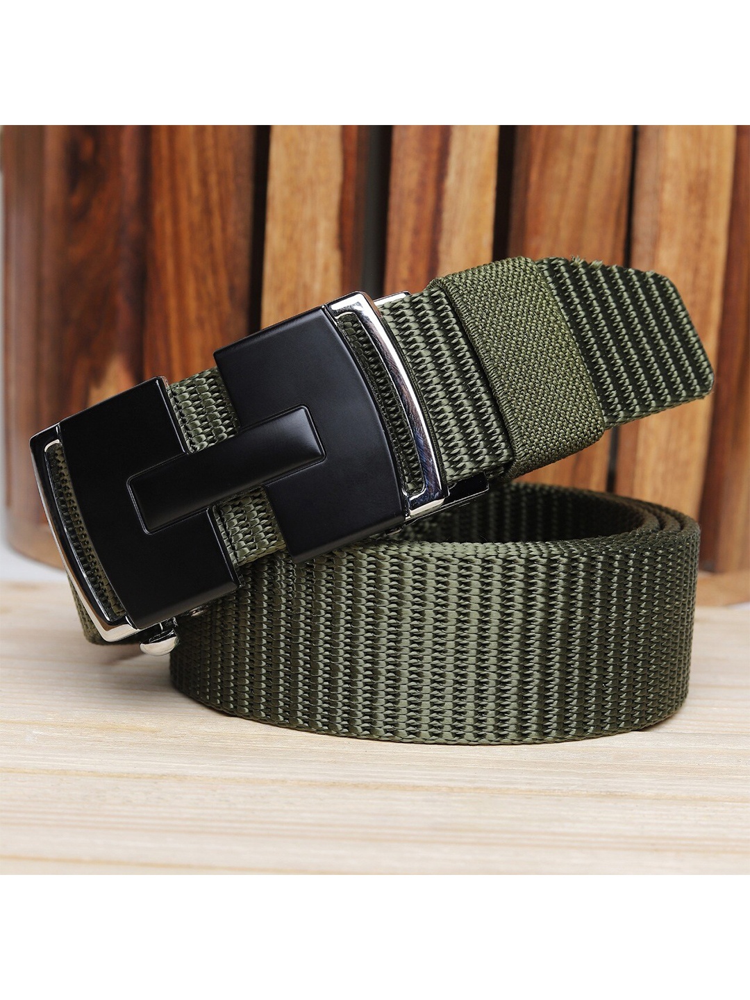 

Kastner Men Green Textured Canvas Belt