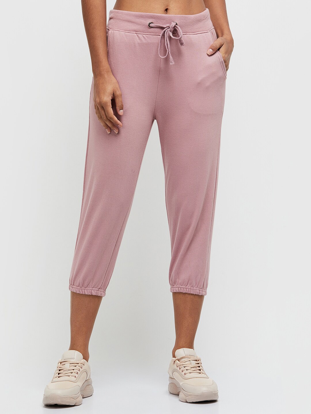 

max Women Pink Cotton Capris
