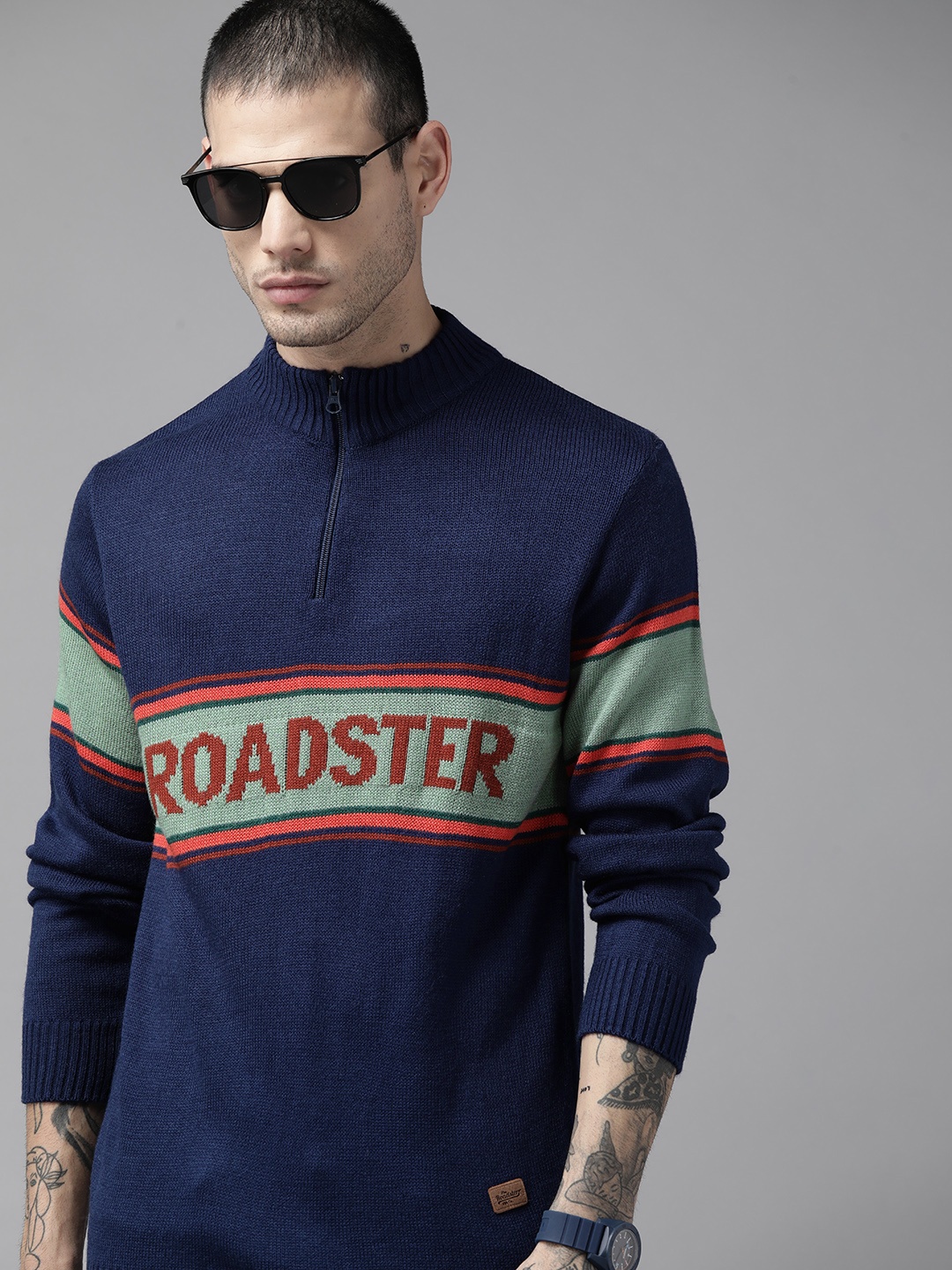 

The Roadster Lifestyle Co. Men Blue & Green Printed Pullover