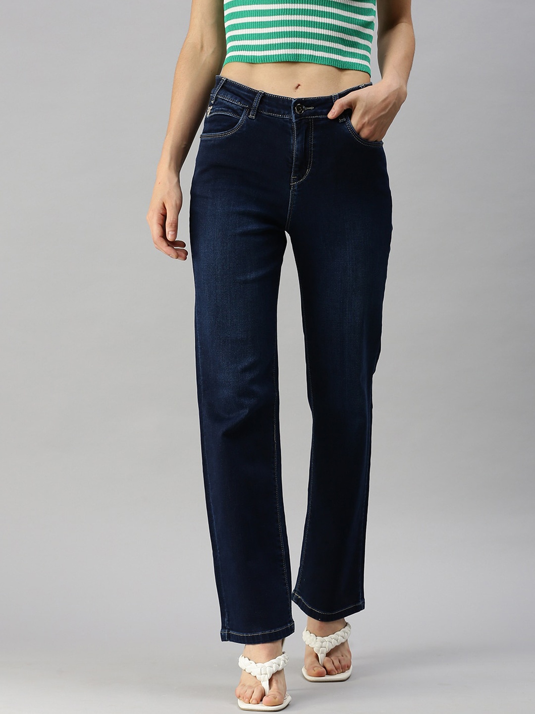 

SHOWOFF Women Blue Relaxed Fit High-Rise Light Fade Stretchable Jeans