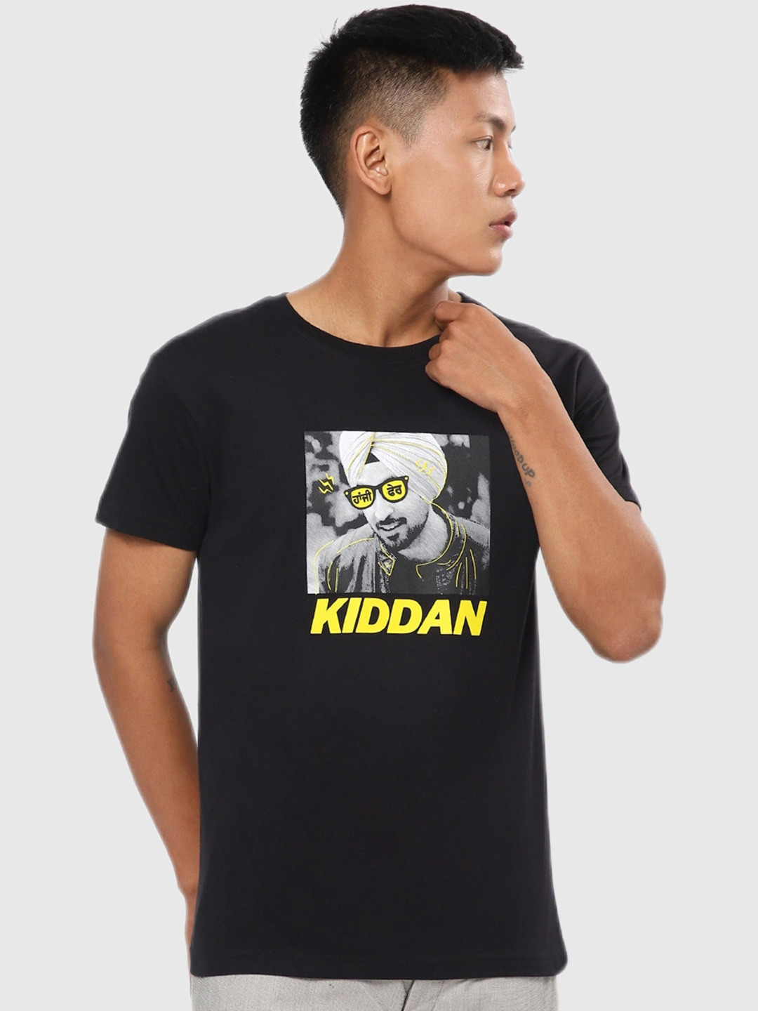 

Bewakoof Men Black Printed Applique Outdoor T-shirt