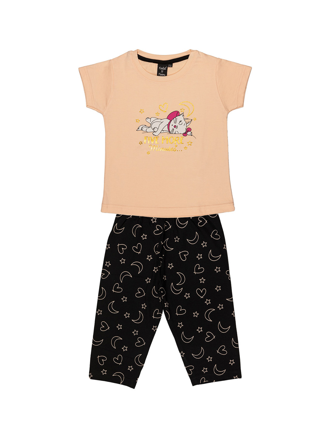 

Todd N Teen Girls Peach-Coloured & Black Printed Night suit