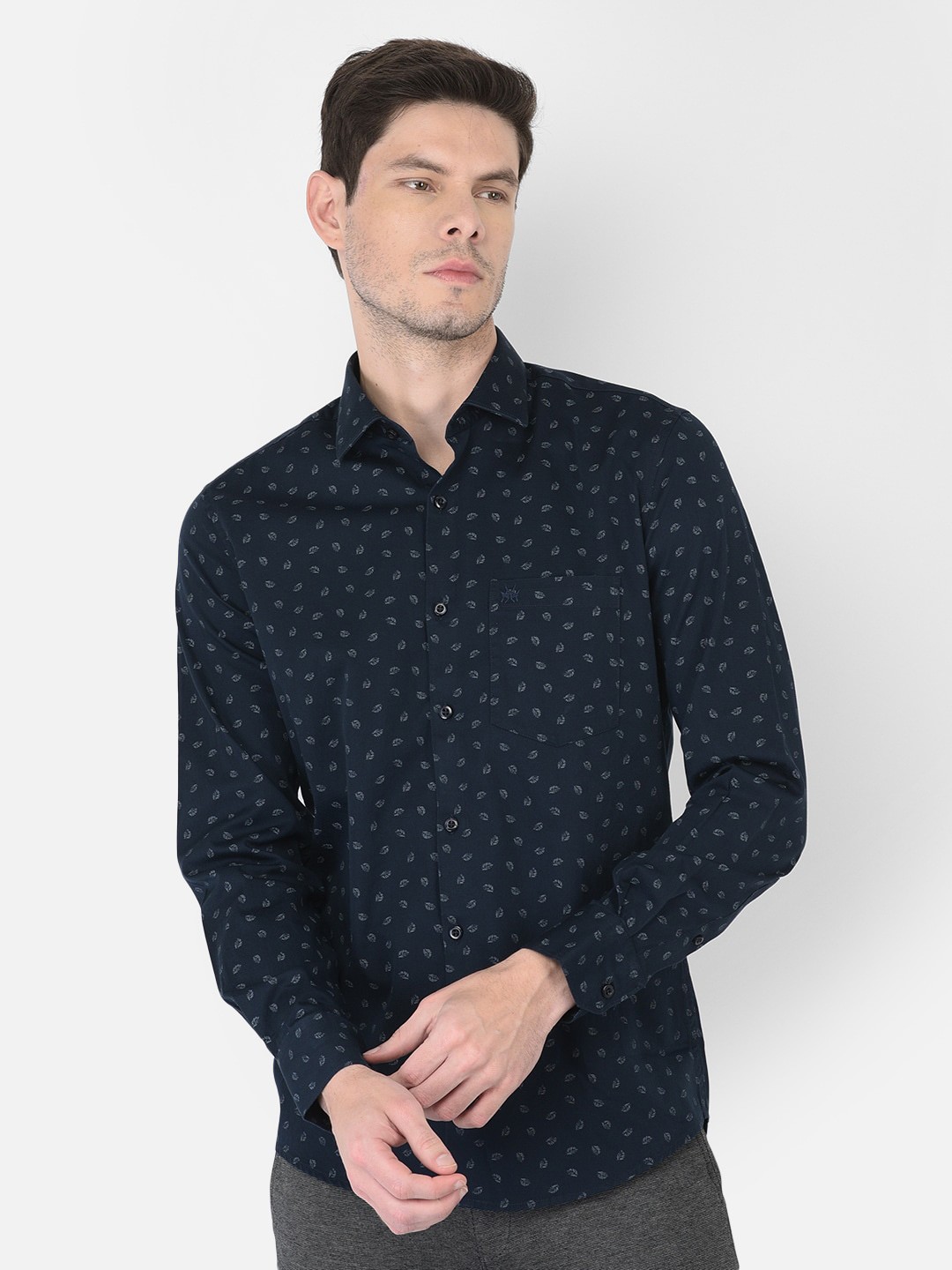 

Crimsoune Club Men Navy Blue Slim Fit Printed Casual Shirt