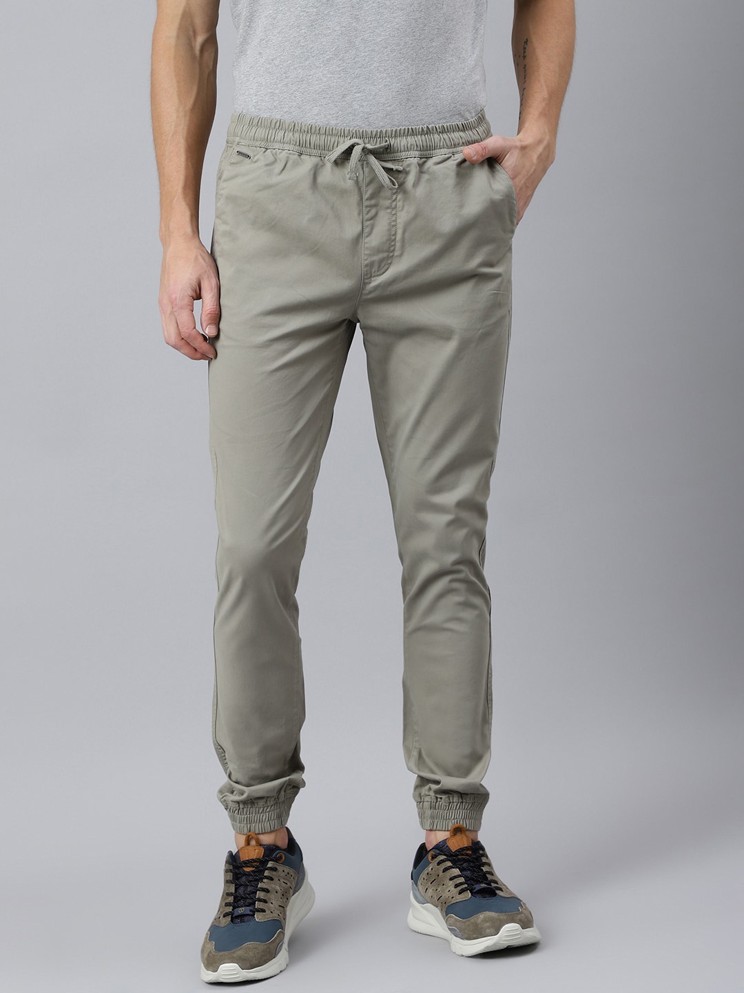 

Woodland Men Olive Green Joggers Trousers