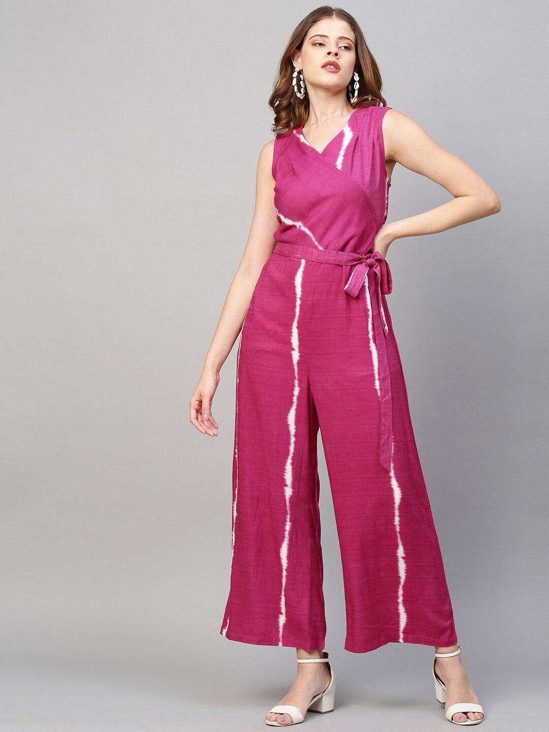

FASHOR Magenta & White Dyed Straight Fit Jumpsuit