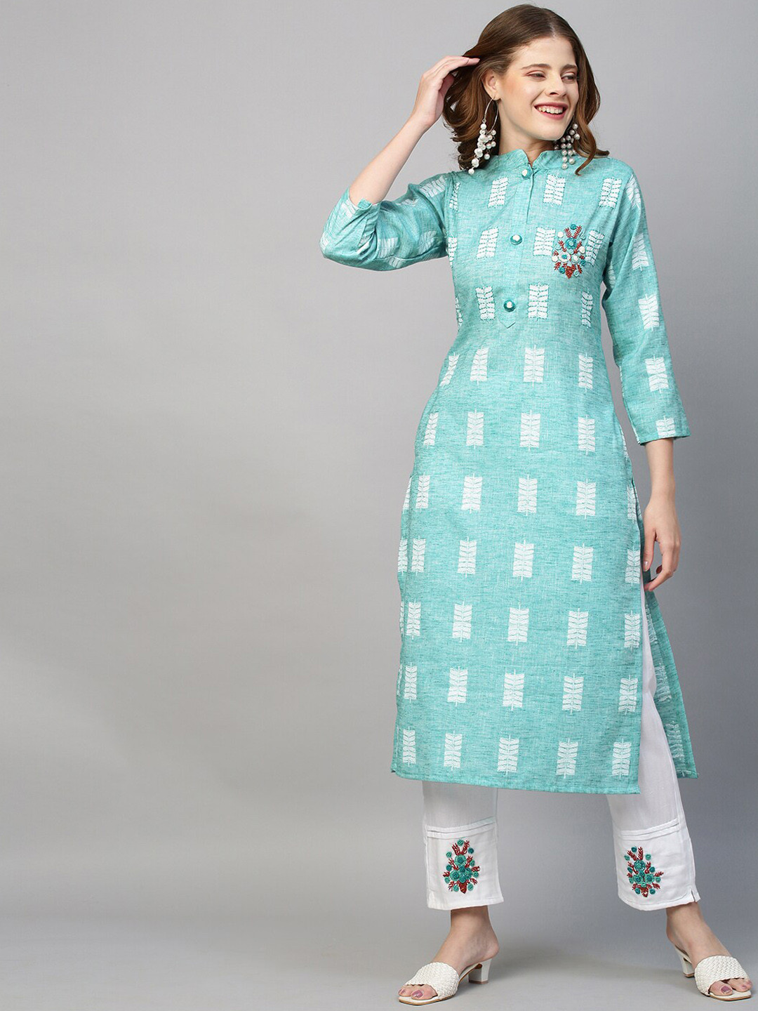 

FASHOR Women Turquoise Blue Printed Thread Work Kurta with Trousers