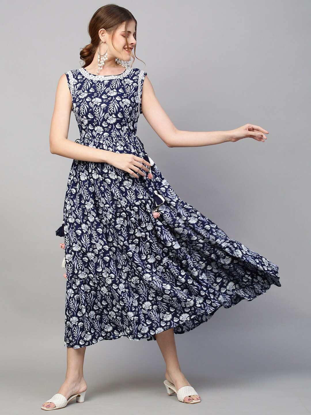 

FASHOR Navy Blue Floral Midi Dress