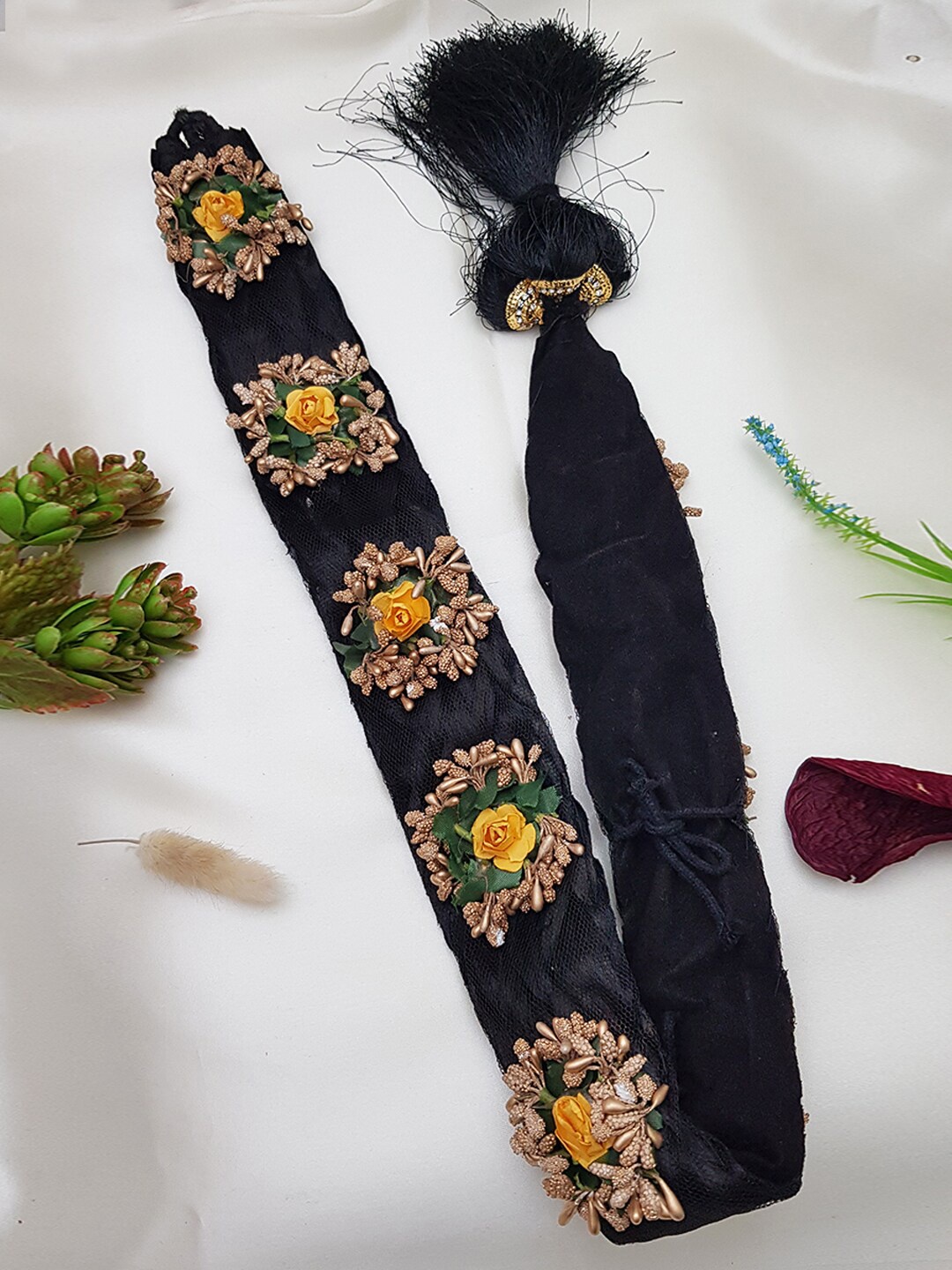 

GRIIHAM Women Black & Yellow Embellished Hair Accessory Set