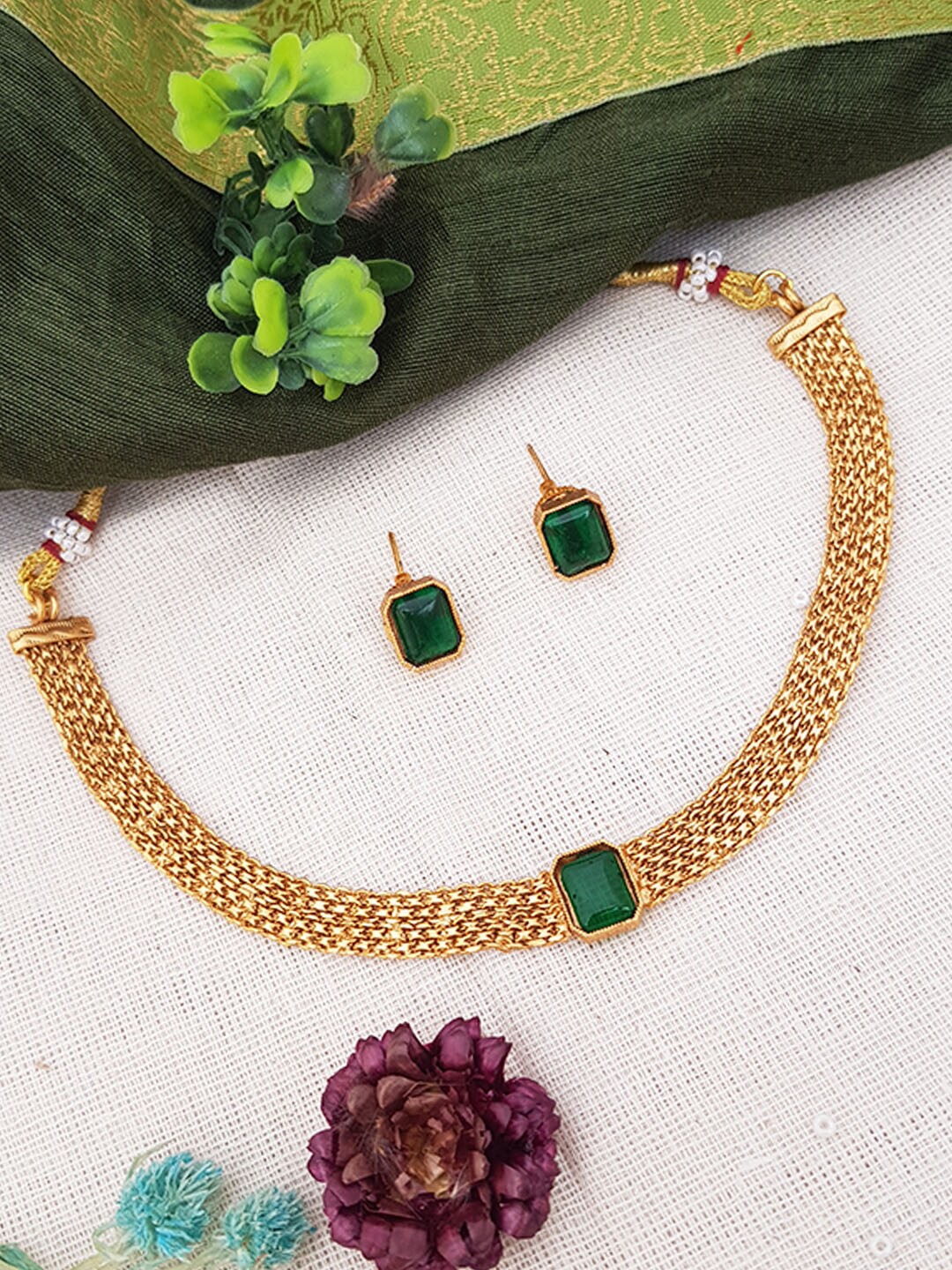 

GRIIHAM Gold -Plated Green AD Studded Necklace set