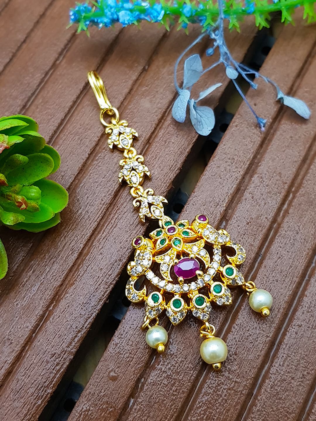 

GRIIHAM Women Gold-Plated American Diamond Studded Head Jewellery