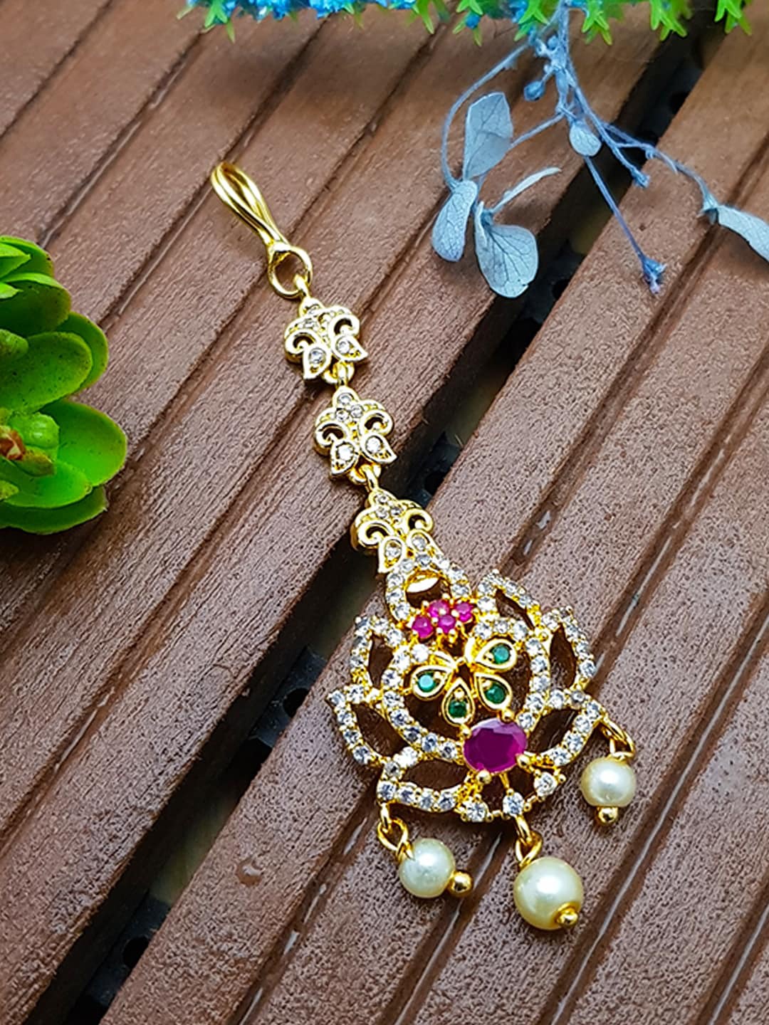

GRIIHAM Gold-Plated White & Pink AD-Studded & Pearl Beaded Maang Tikka