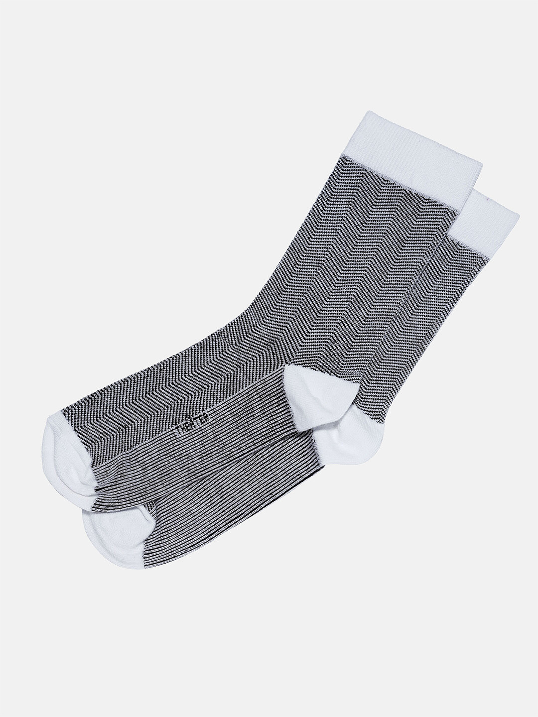 

Theater Men White & Black Herringbone Socks