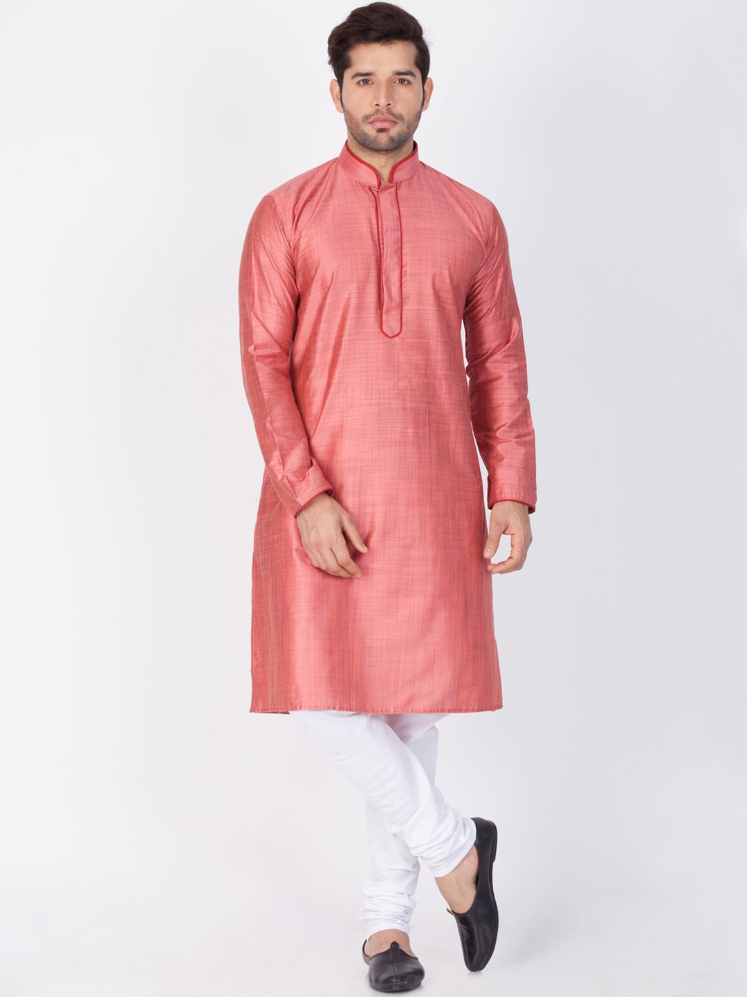 

VASTRAMAY Men Pink Kurta with Churidar