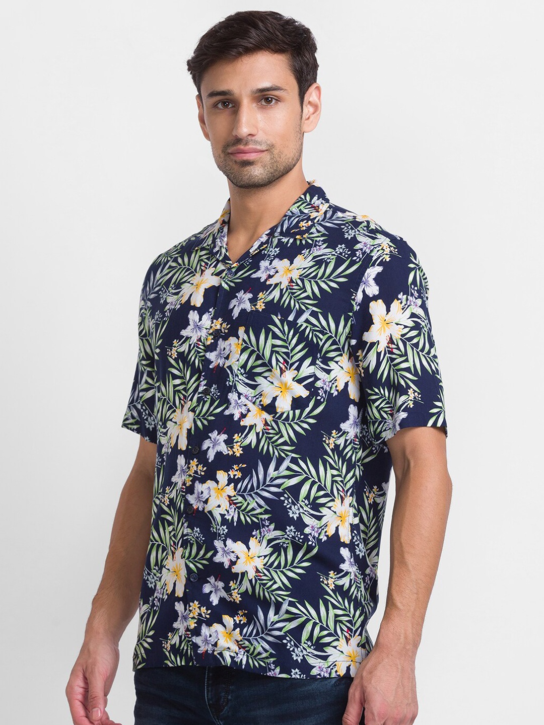 

Globus Men Navy Blue Floral Printed Casual Shirt