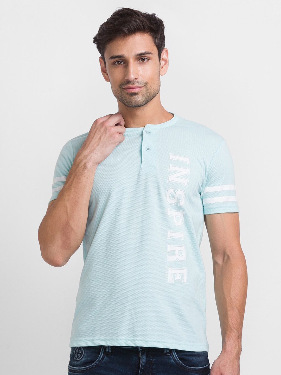 

Globus Men Turquoise Blue Printed Slim Fit T-shirt