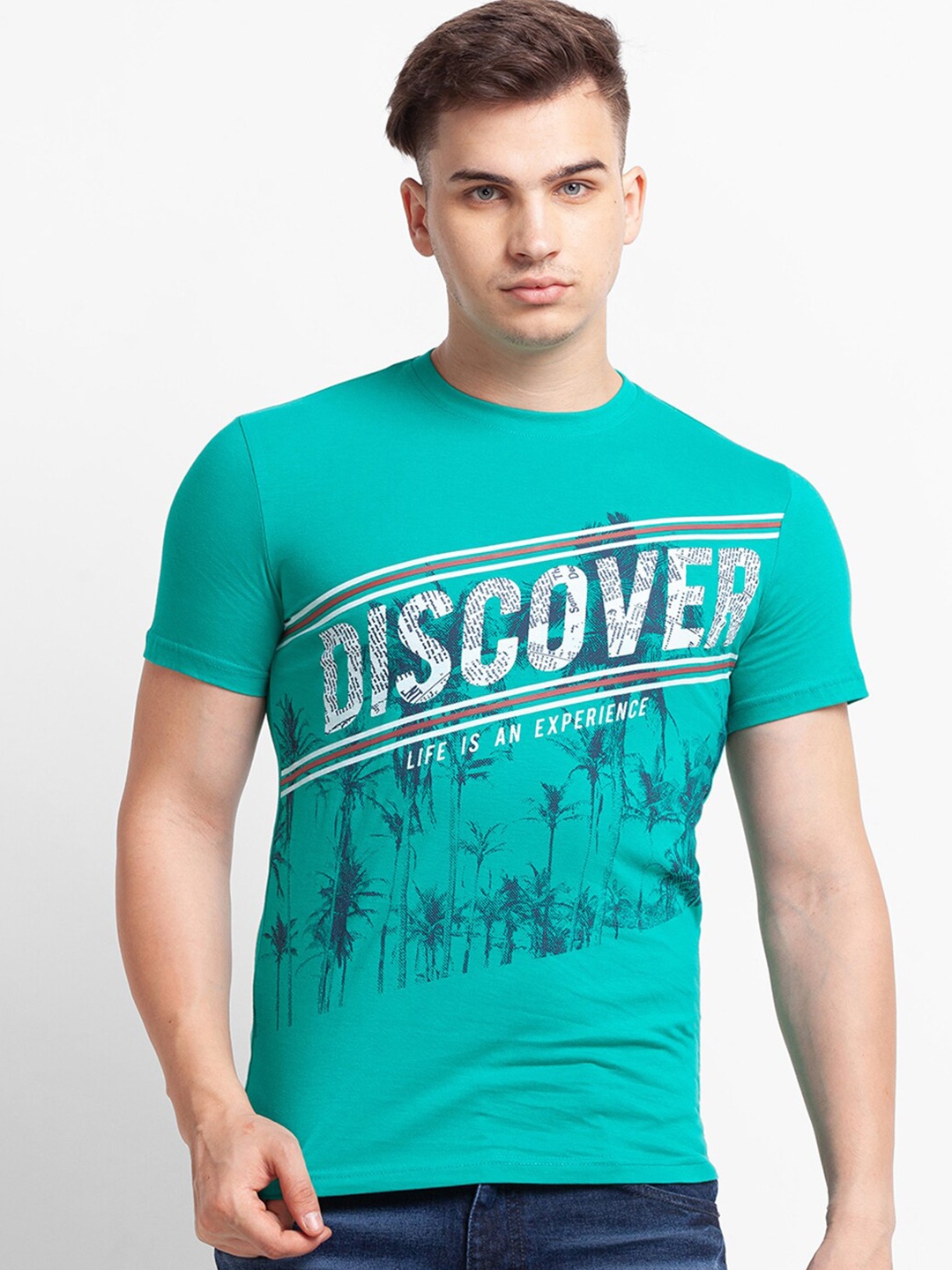 

Globus Men Green Typography Printed Raw Edge Slim Fit T-shirt