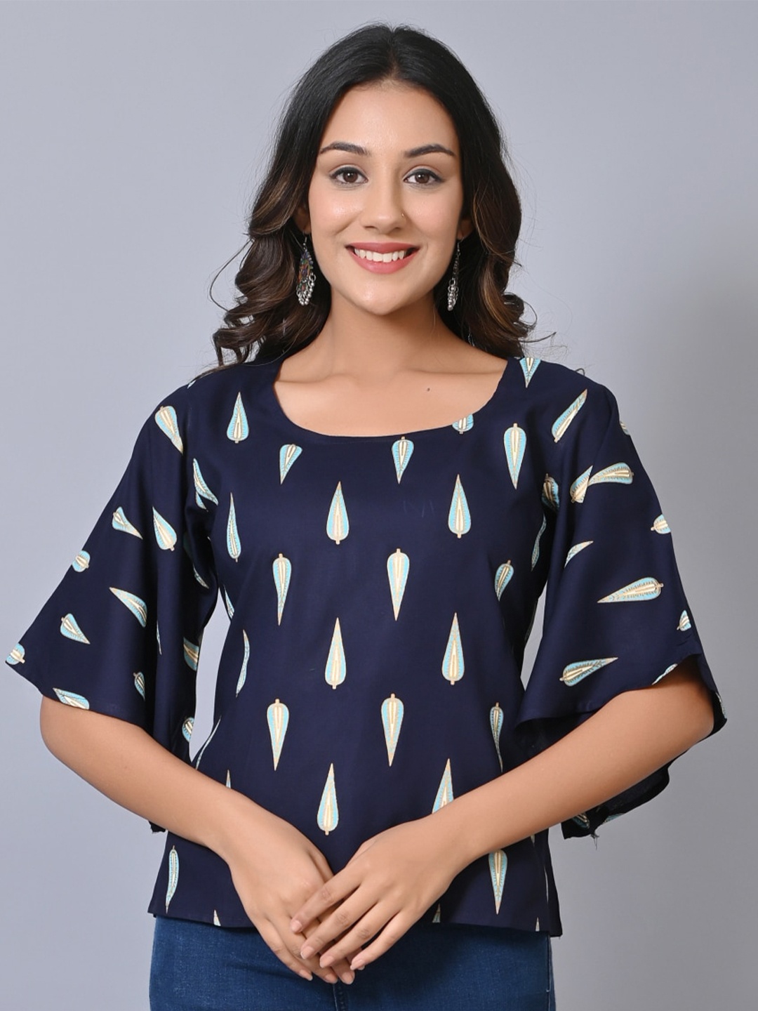 

IQRAAR Blue Geometric Print Top