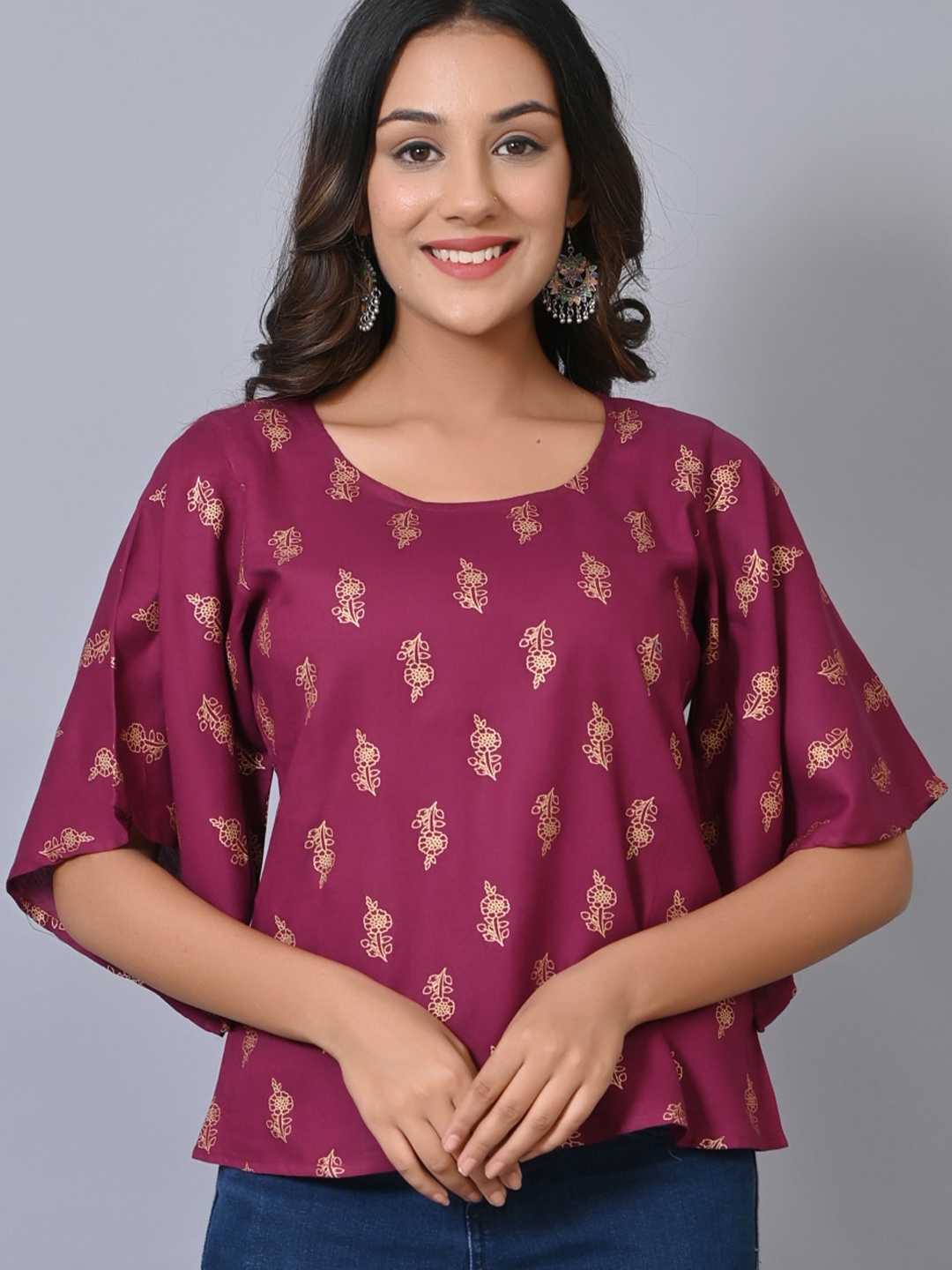 

IQRAAR Maroon Print Top