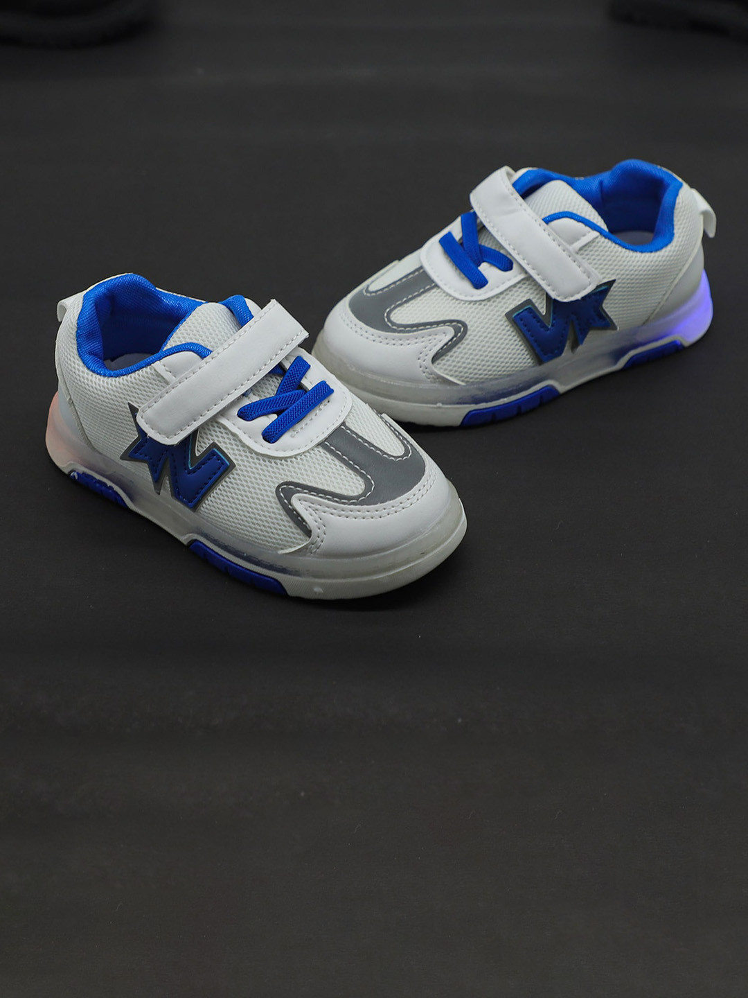 

FEETWELL SHOES Unisex Kids Blue Colourblocked Sneakers