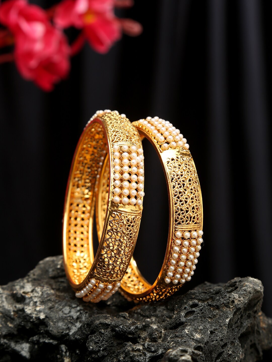 

YouBella Set of 2 Gold-Plated Off White Beaded Bangles