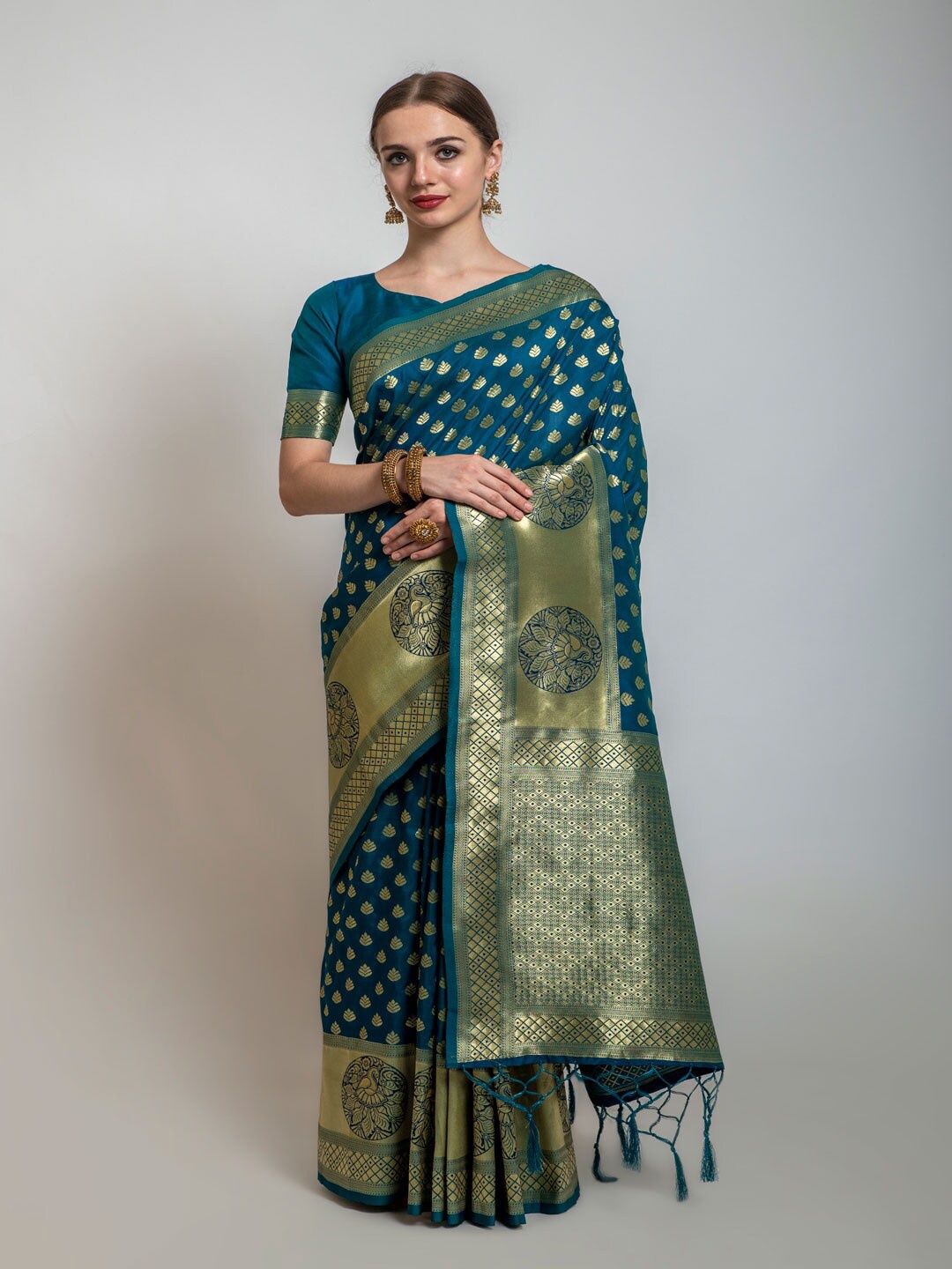

Lilots Blue & Gold-Toned Woven Design Zari Banarasi Saree