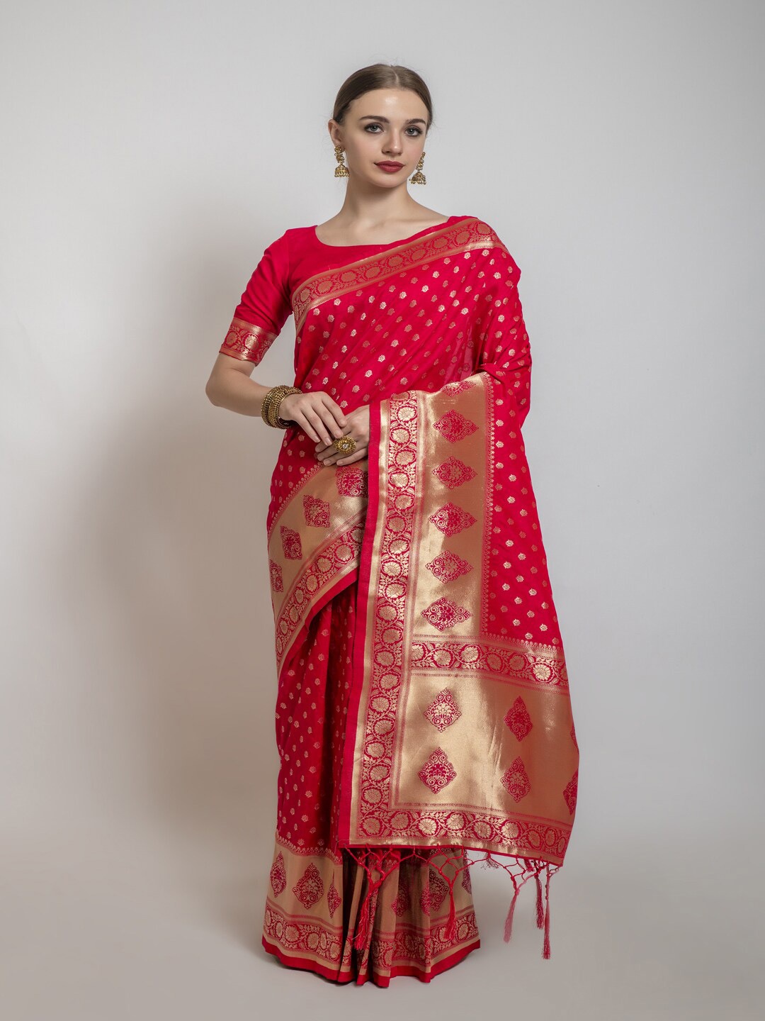 

Lilots Pink & Gold-Toned Woven Design Zari Banarasi Saree
