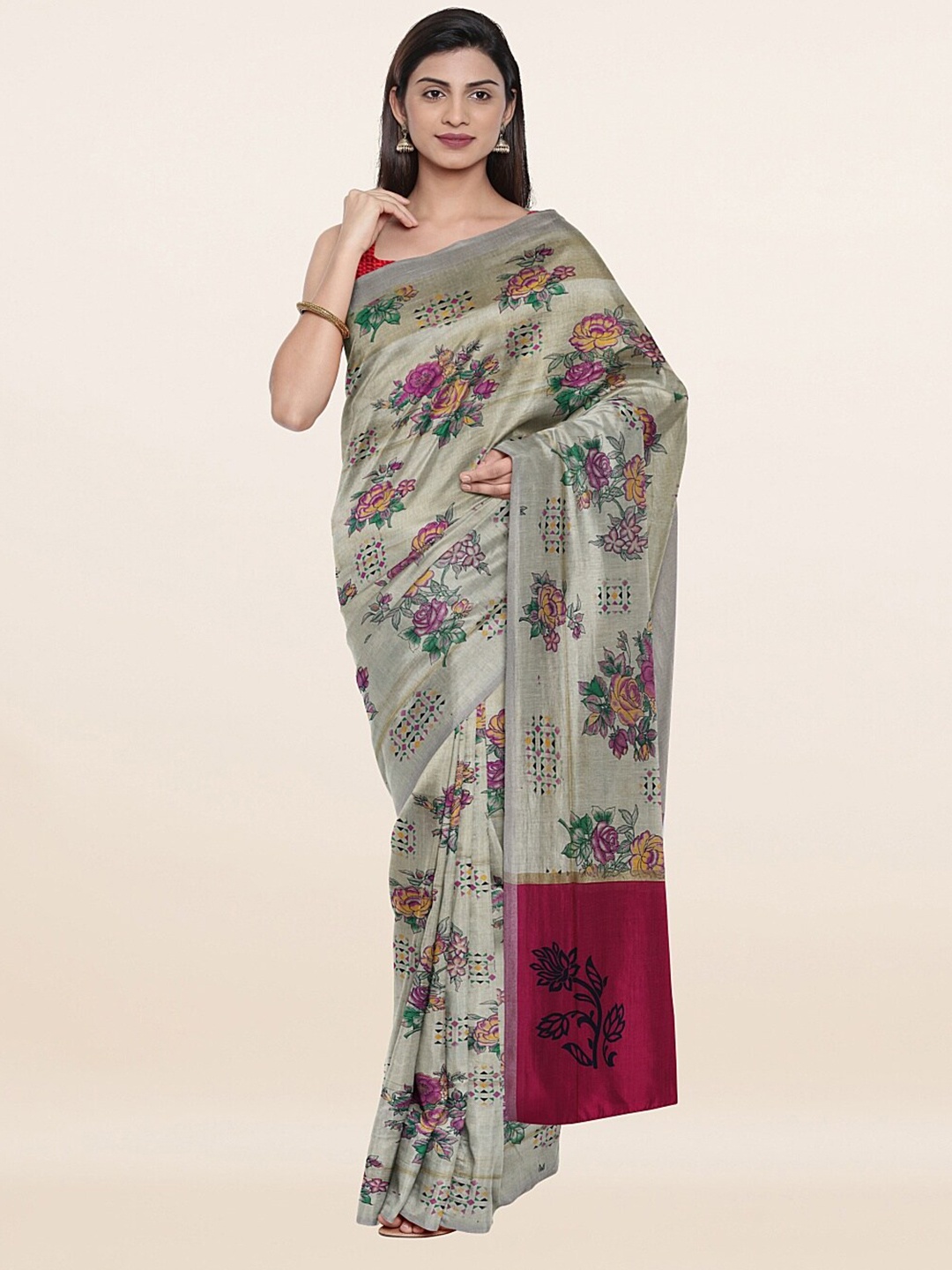 

Pothys Women Cream Sarees