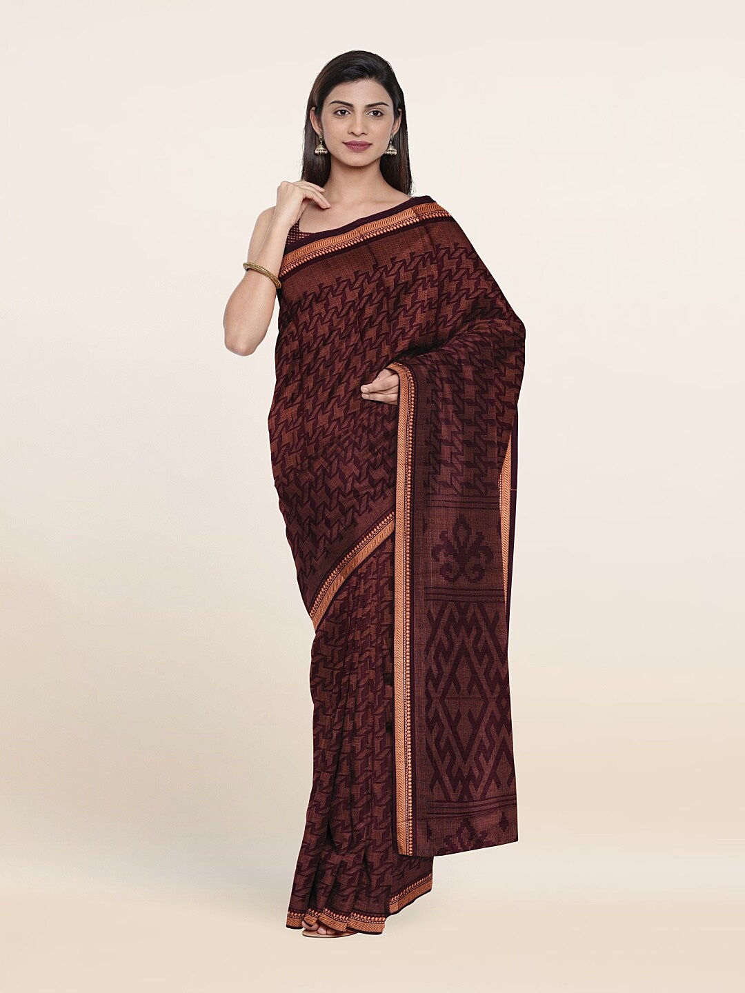 

Pothys Violet & Gold-Toned Geometric Saree