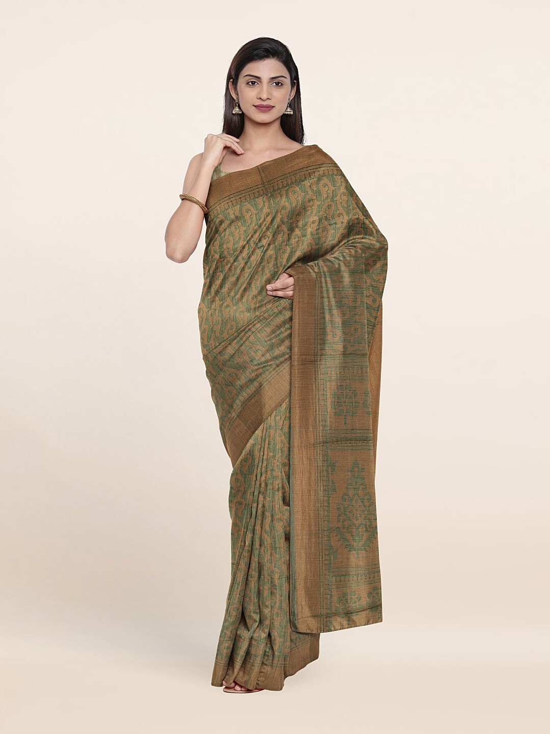 

Pothys Green & Gold-Toned Printed Cotton Blend Saree