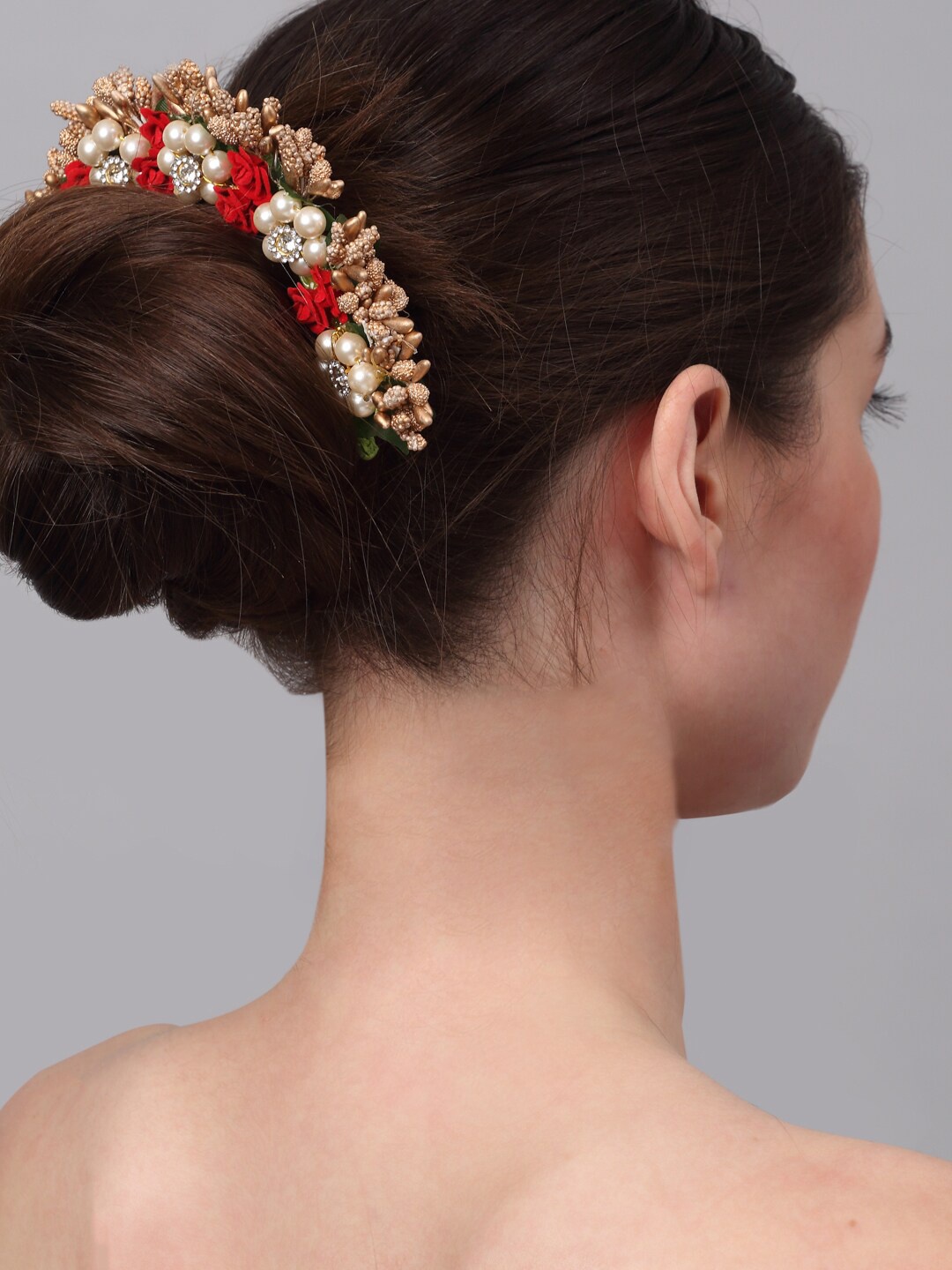 

Celena Cole Women Red & Gold-Toned Embellished Tiara