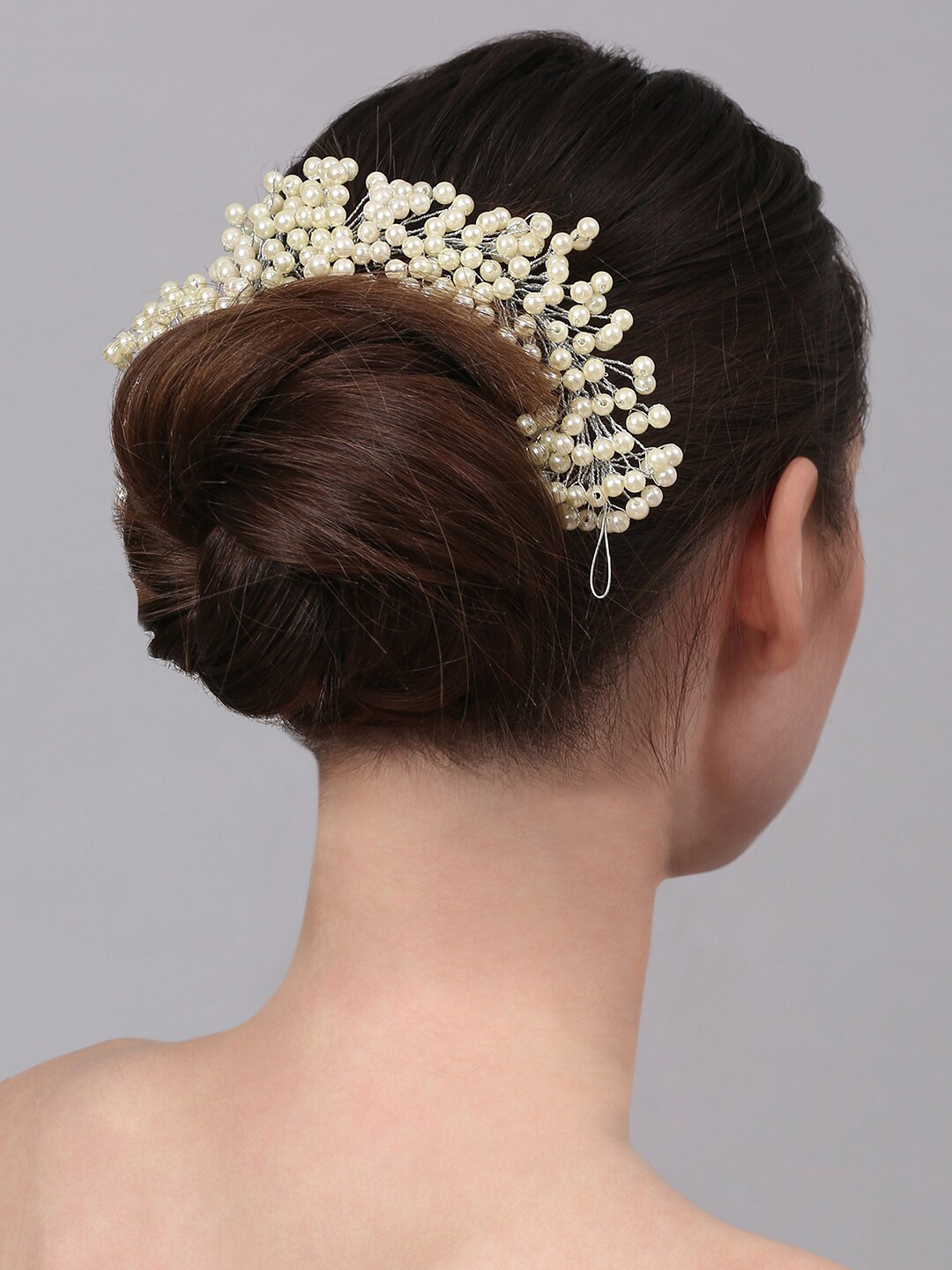 

Celena Cole Women White Beaded Hair Accessory Set