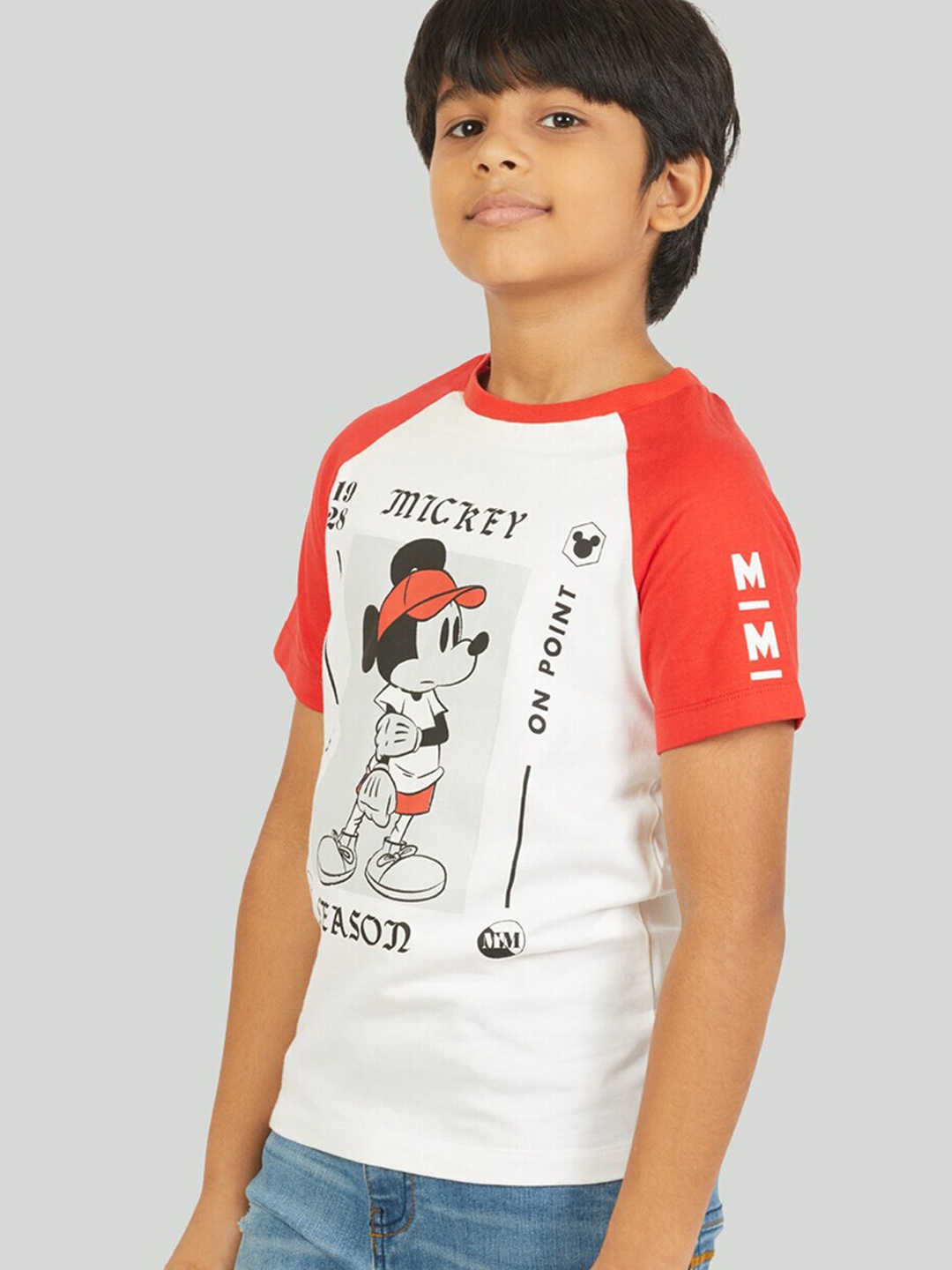 

Zalio Boys White Mickey Printed T-shirt