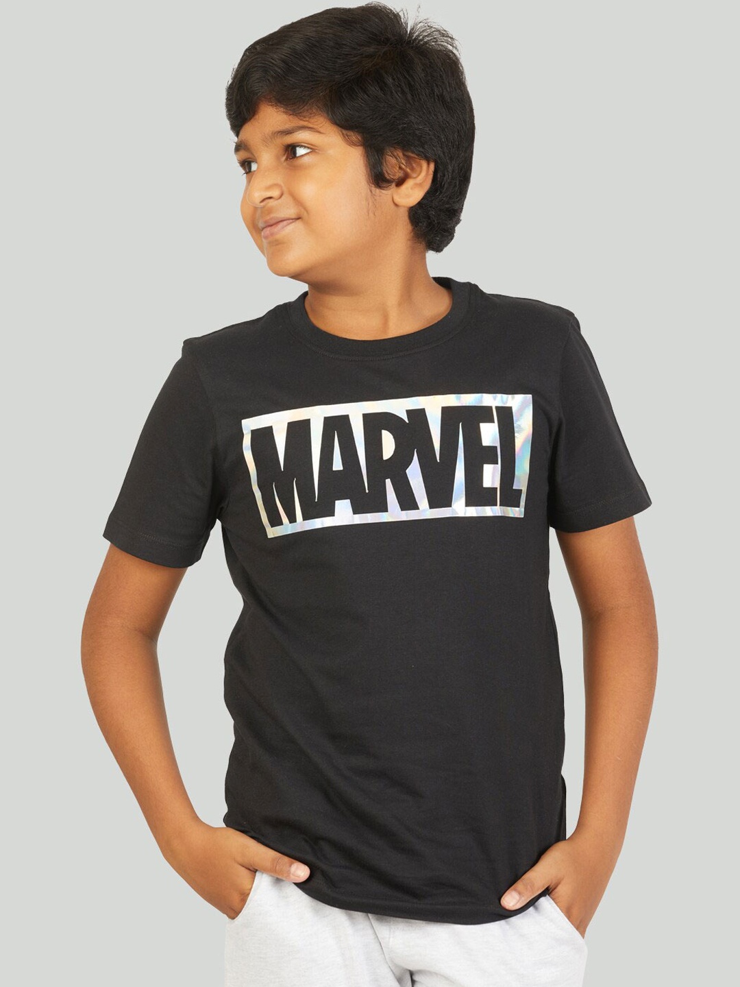

Zalio Boys Black Marvel Printed T-shirt