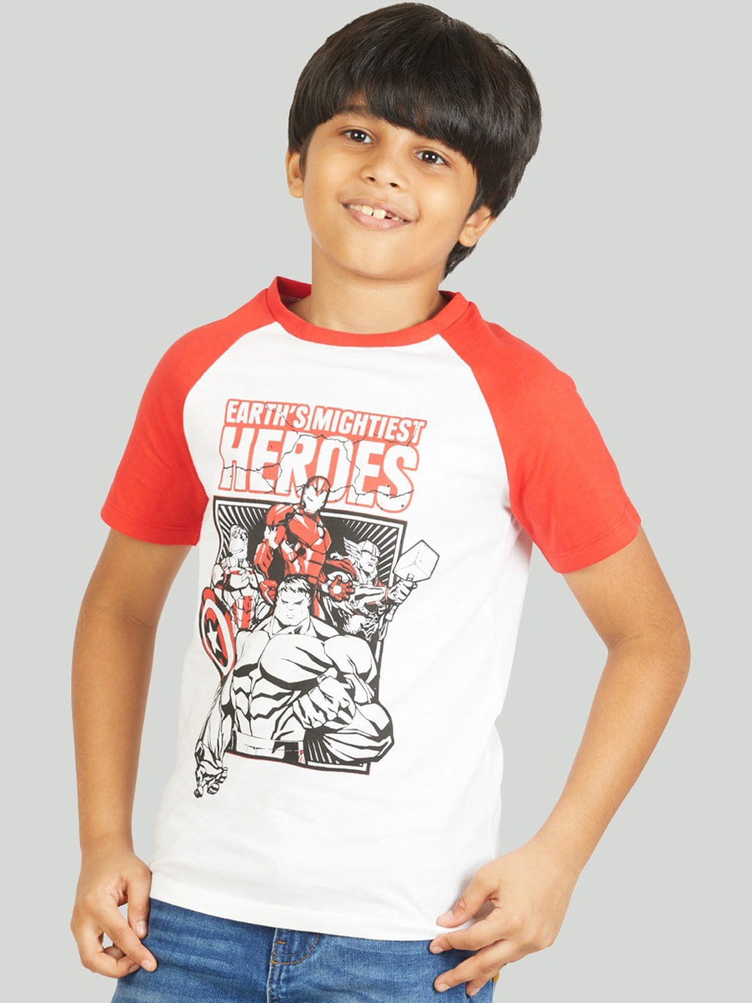 

Zalio Boys White Avengers Printed T-shirt