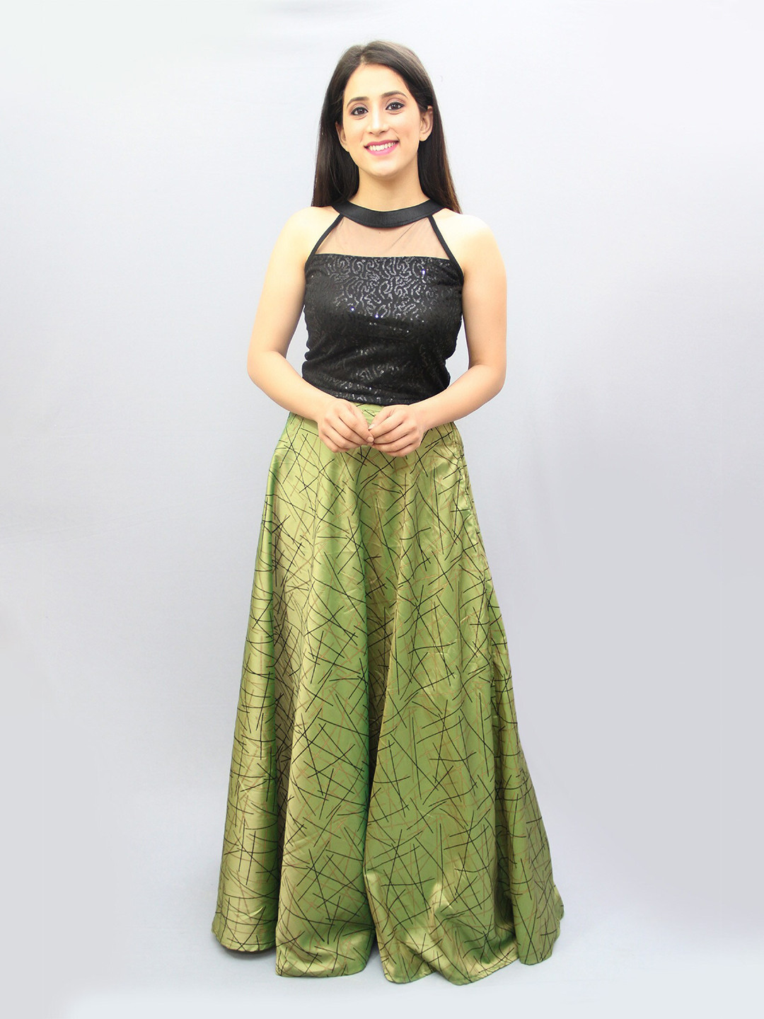 

CRAZEVILLA Women Green & Black Embellished Top with Skirt