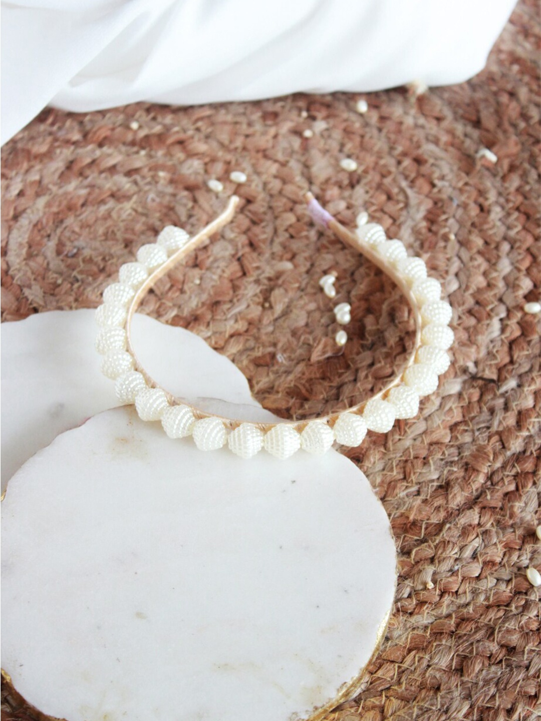 

Choko Girls Off White Pearl Embellished Hairband