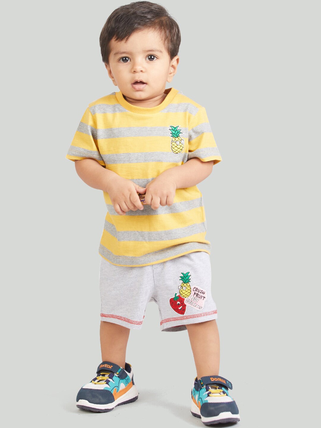 

Zalio Infants Boys Yellow & Grey Striped Cotton T-shirt with Shorts