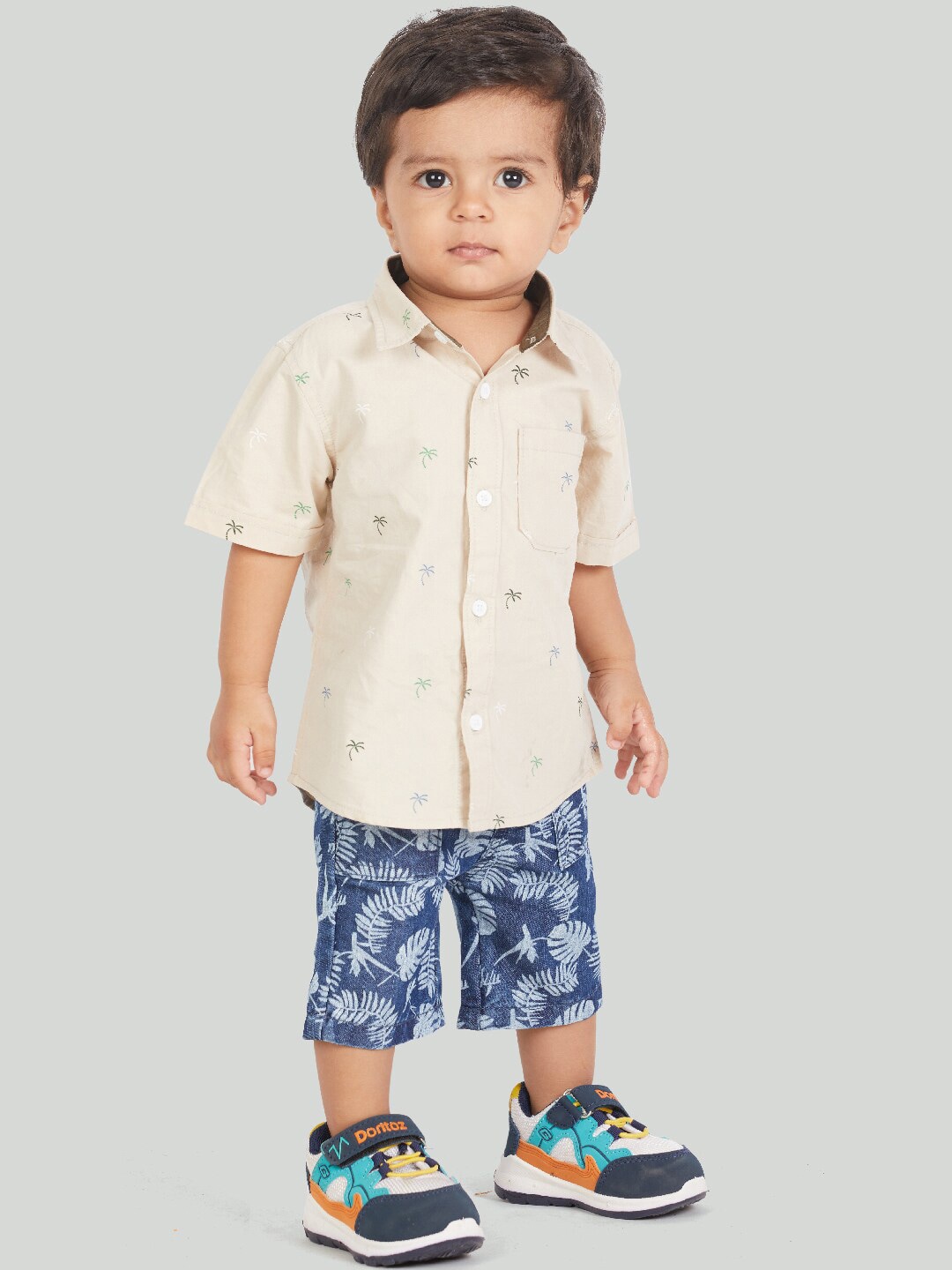 

Zalio Boys Cream-Coloured & Blue Printed Cotton Shirt with Trousers