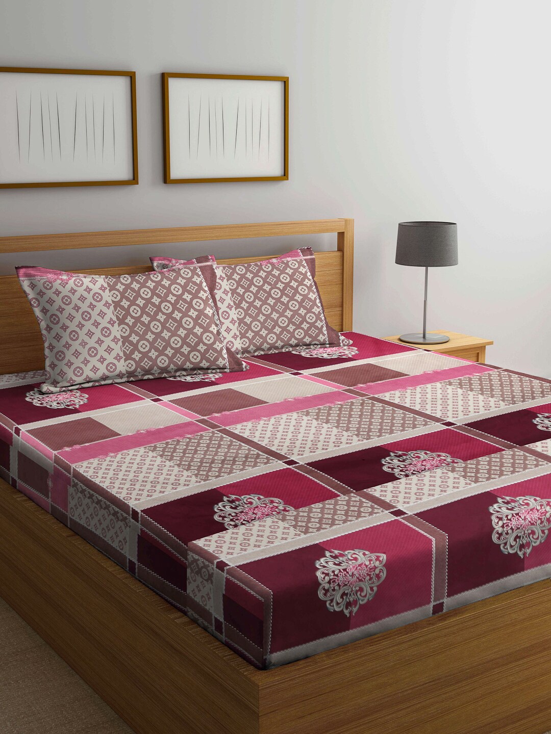 

Arrabi Pink & White Ethnic Motifs 300 TC King Bedsheet with 2 Pillow Covers