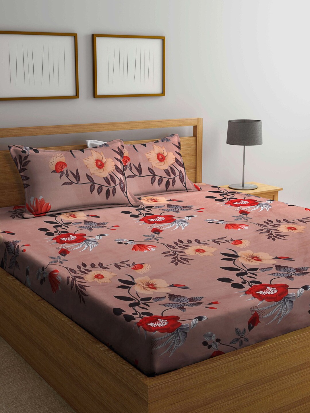 

Arrabi Brown & Red Floral 300 TC King Bedsheet with 2 Pillow Covers