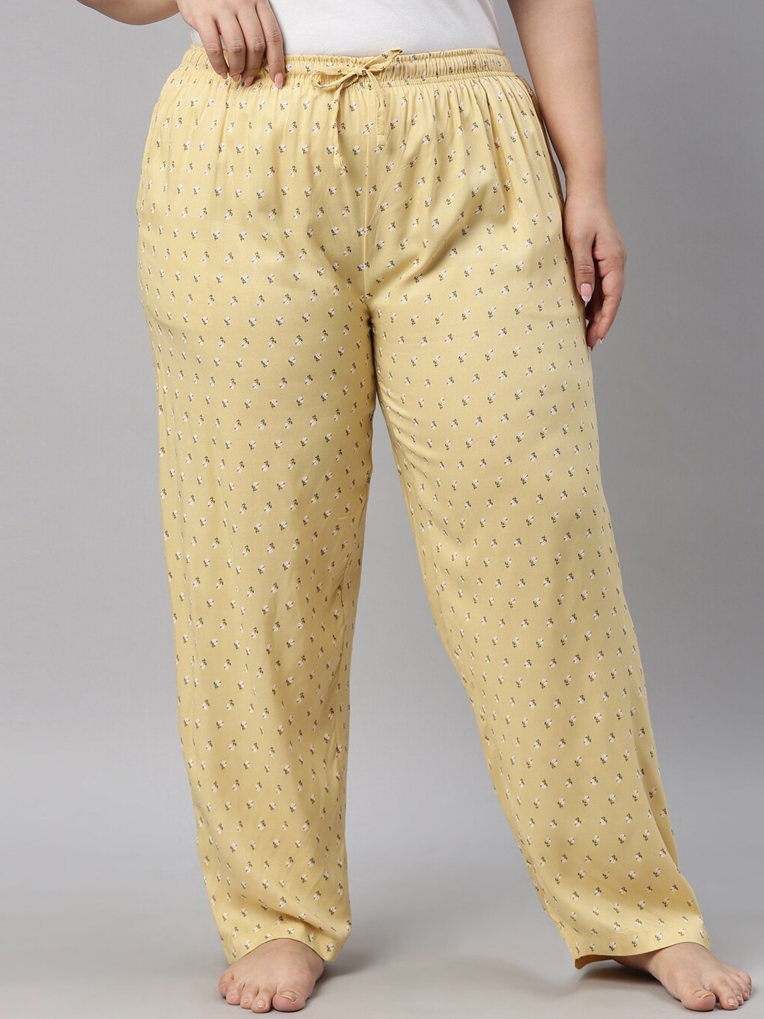 

Go Colors Women Yellow Printed Lounge Pants