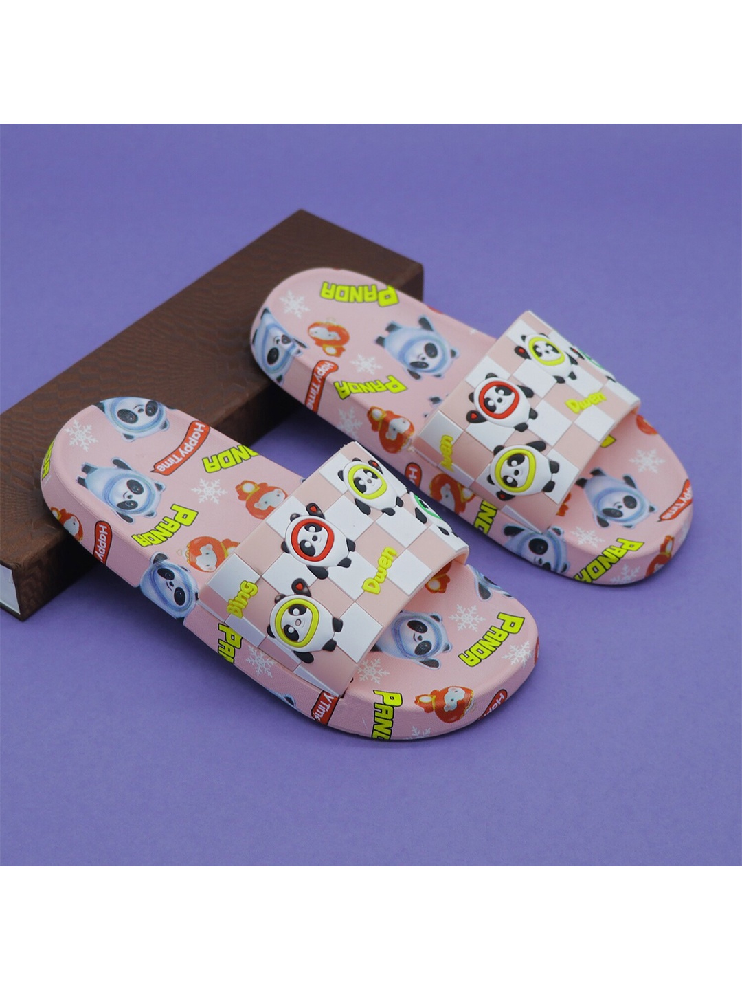 

FEETWELL SHOES Kids Pink & White Printed Rubber Sliders