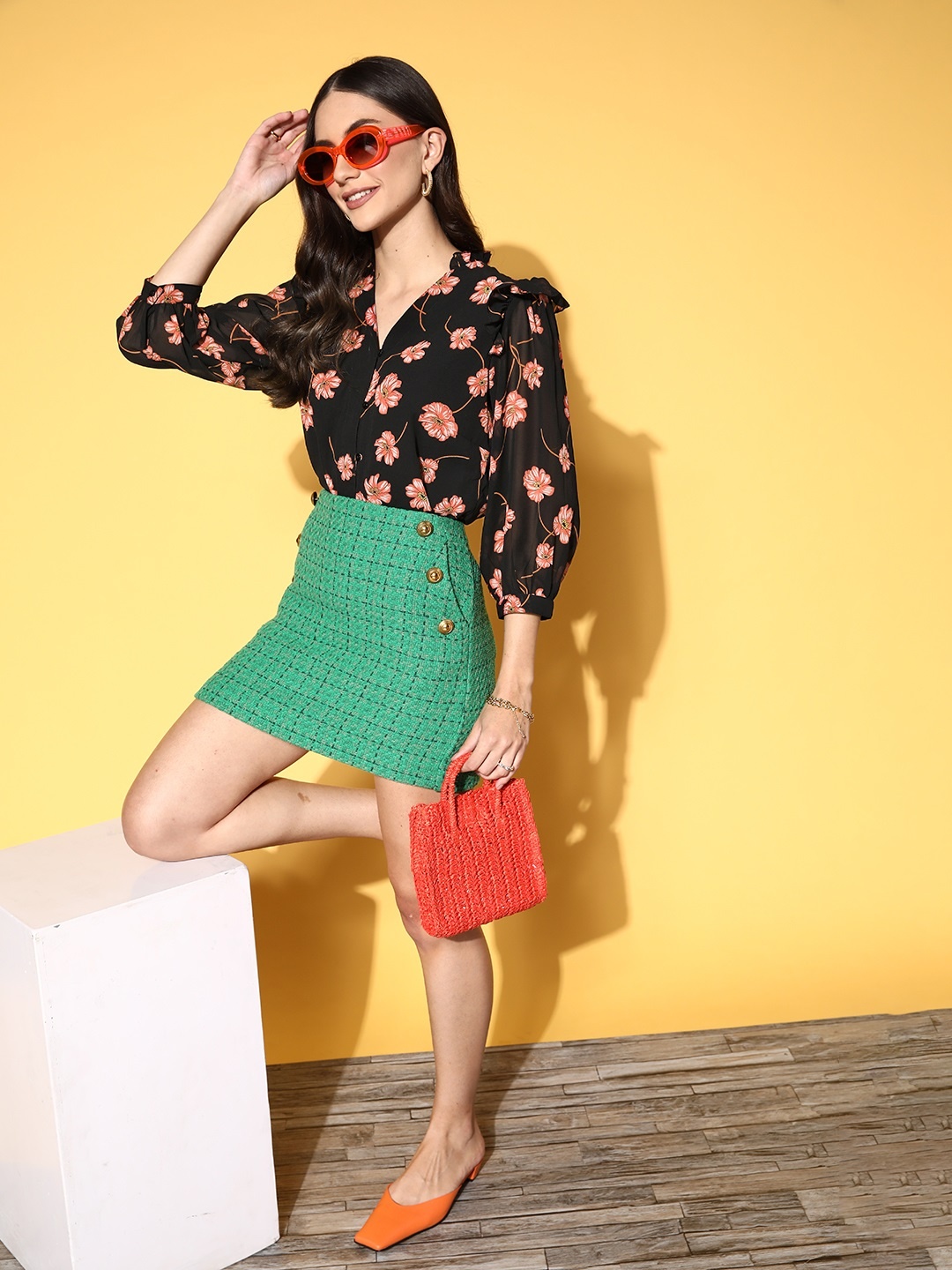 

plusS Stunning Black Floral Volume Play Top
