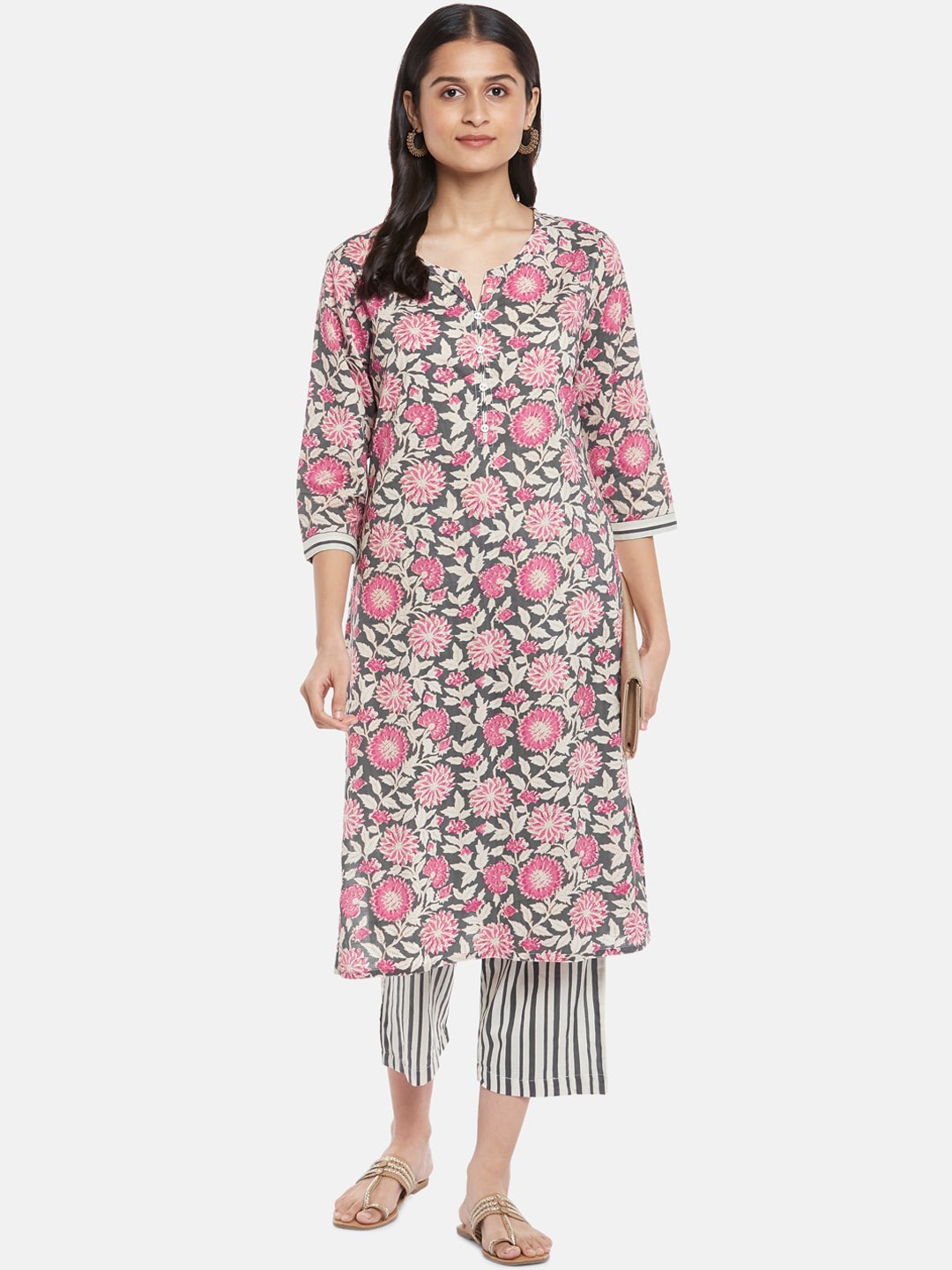 

RANGMANCH BY PANTALOONS Women Grey Floral Printed Pure Cotton Kurta with Trousers