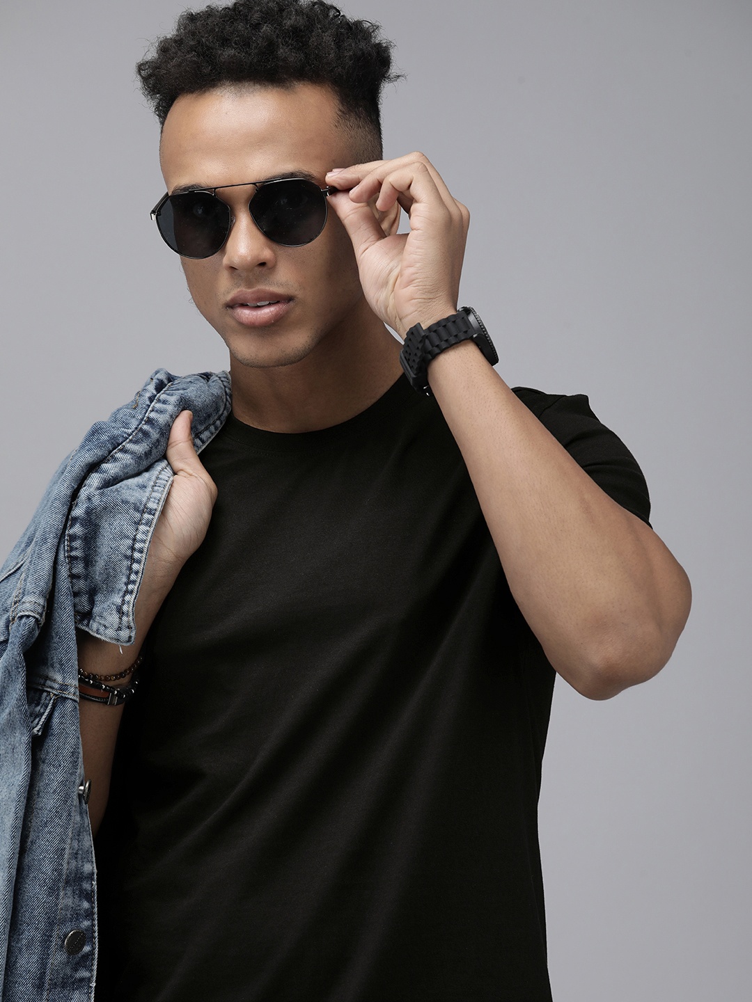 

Roadster Men Black Pure Cotton T-shirt